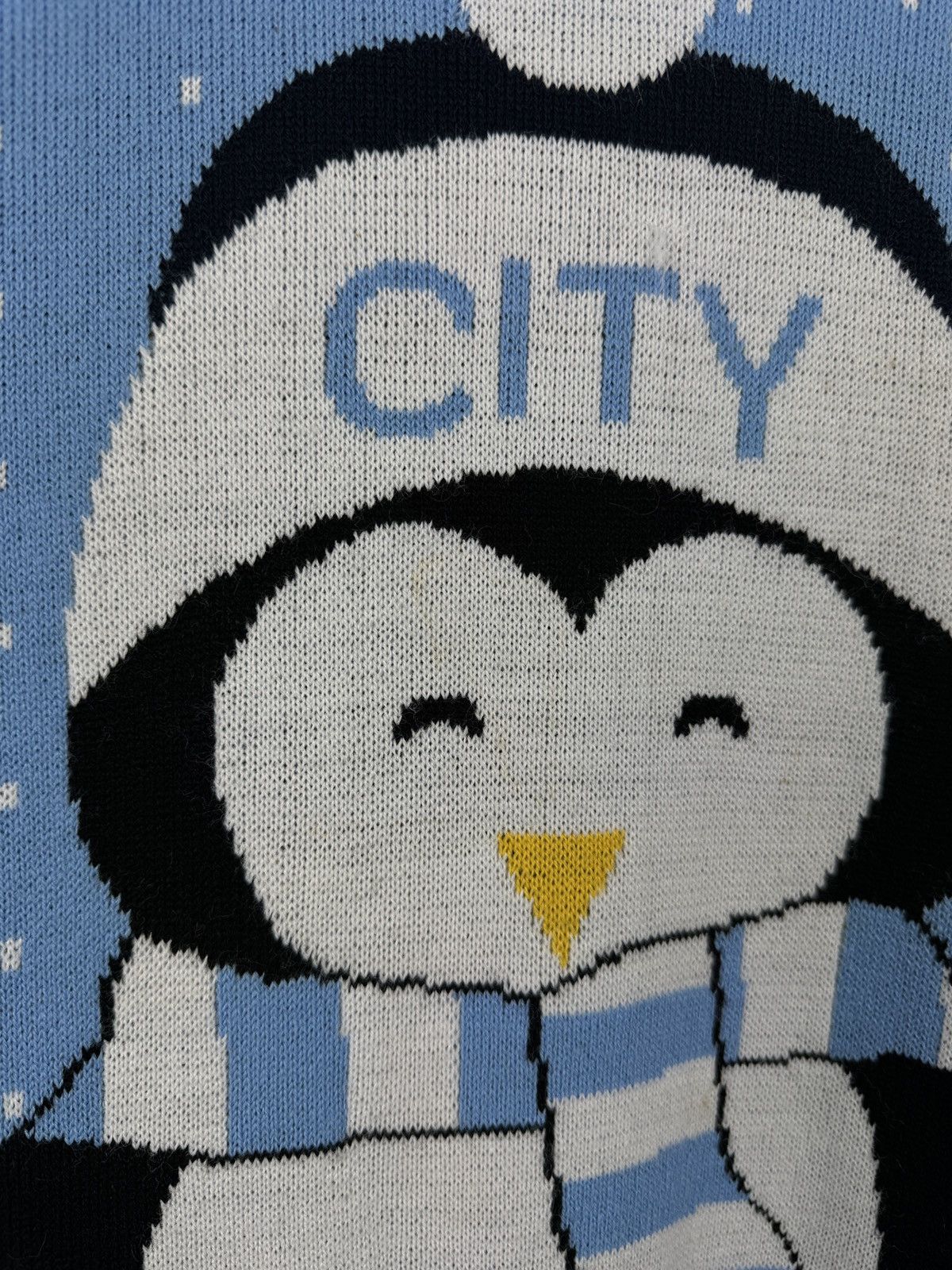 Nike Manchester City Sweater Pullover Winter Penguin Size Medium Size US M / EU 48-50 / 2 - 7 Thumbnail