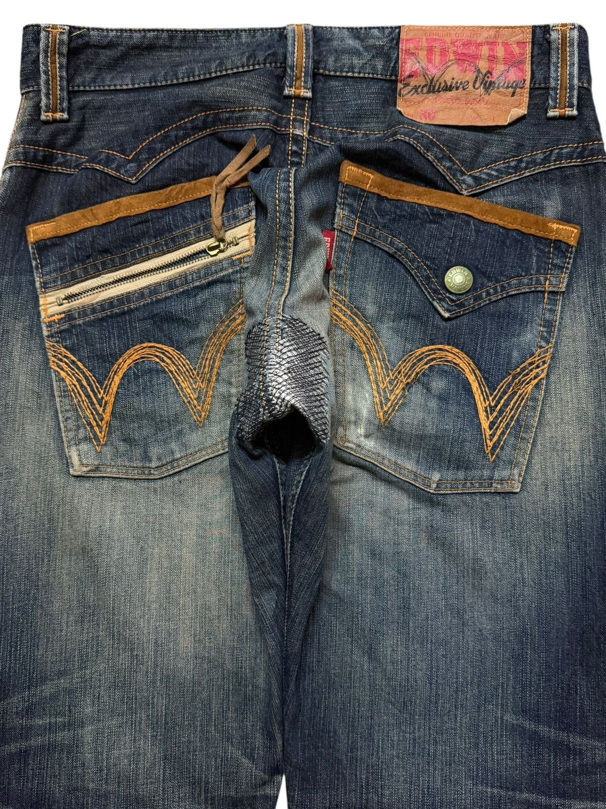 Edwin Vintage 90s Edwin XV Blue Faded Wash Whiskers Straight Leg Size US 34 / EU 50 - 5 Thumbnail