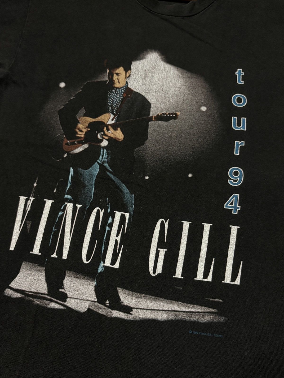 Band Tees ‼️RARE‼️VINTAGE 1994 VINCE GILL TOUR TSHIRT TEE💥 Size US M / EU 48-50 / 2 - 9 Thumbnail