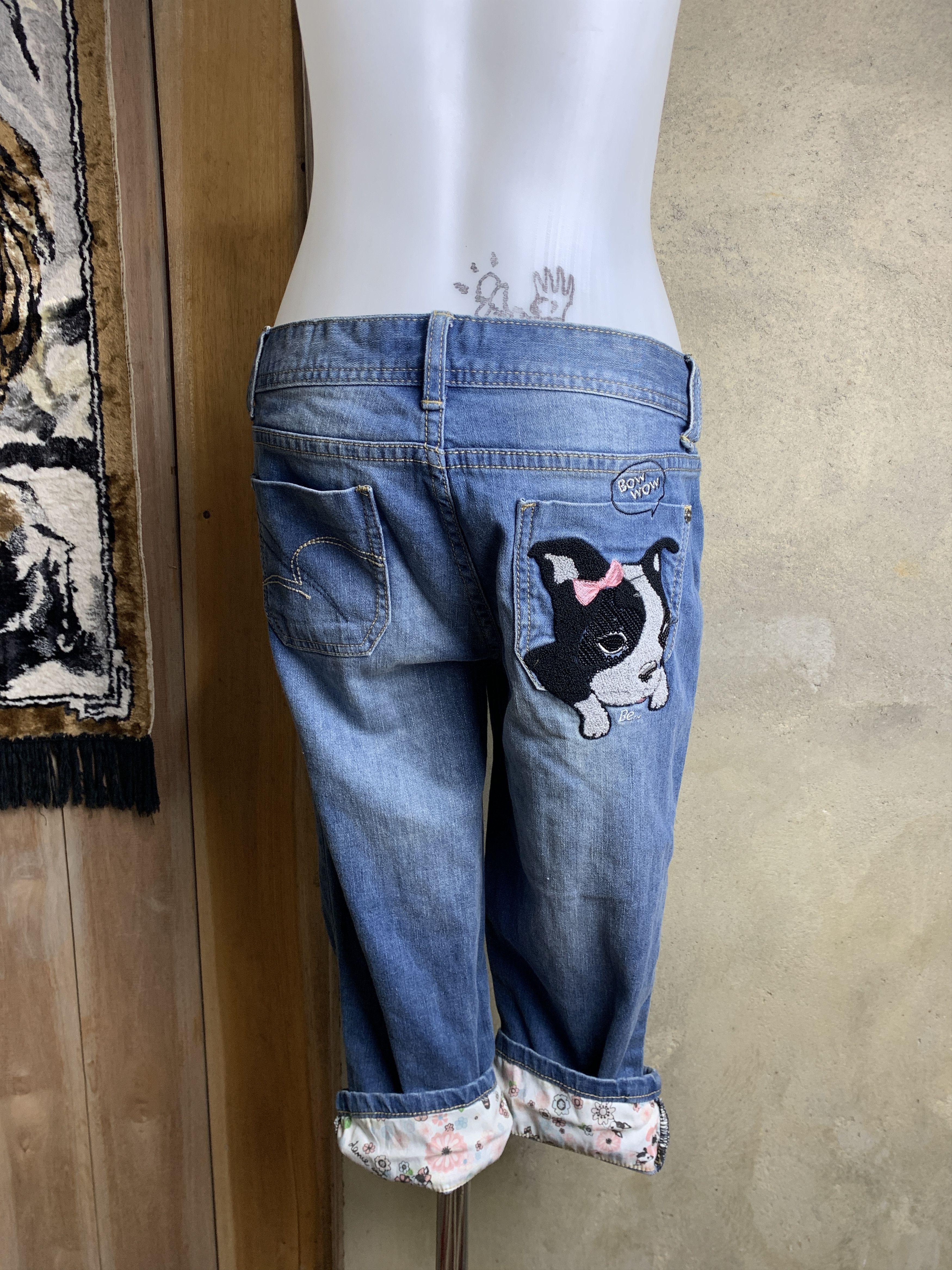 Japanese Brand Cute Puppy Embroidered Capri Jeans Shorts (31) Size 31" - 2 Thumbnail