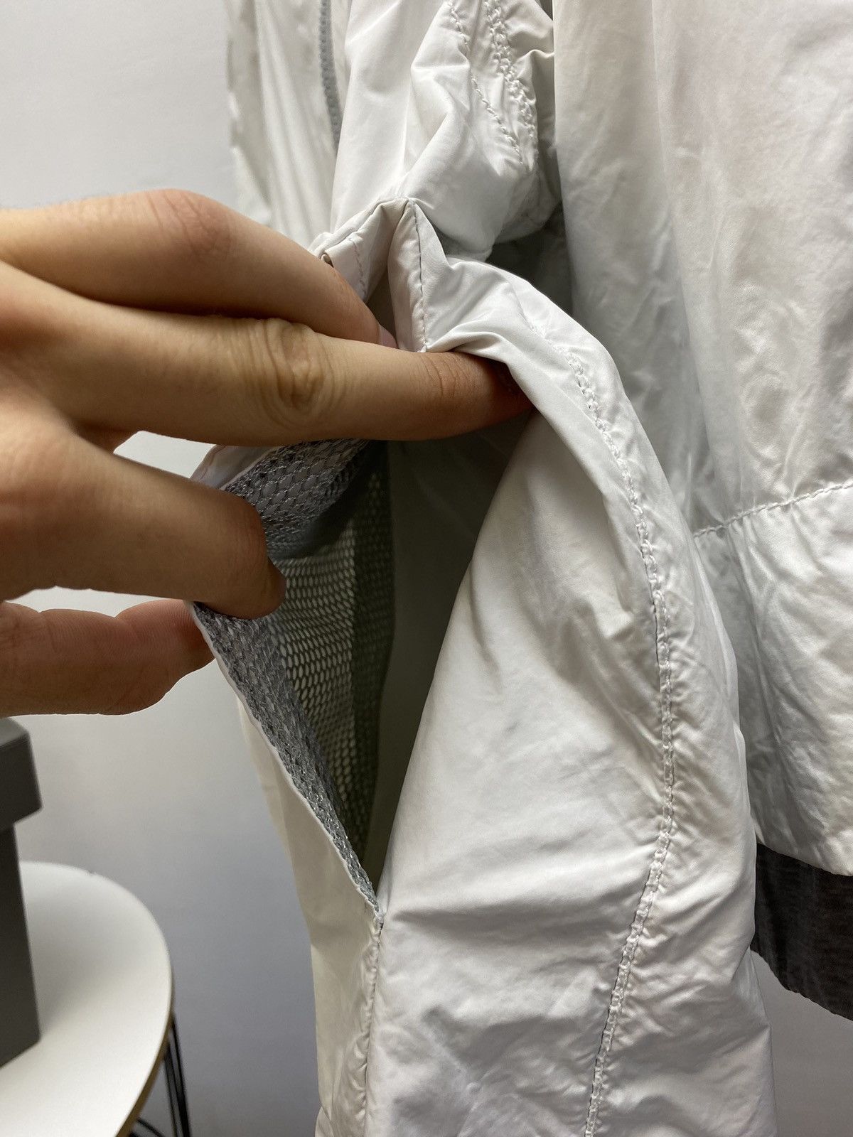 C.P. Company CP COMPANY Women Jacket Size 42 Poncho Style Rare White 42 Size M / US 6-8 / IT 42-44 - 9 Thumbnail