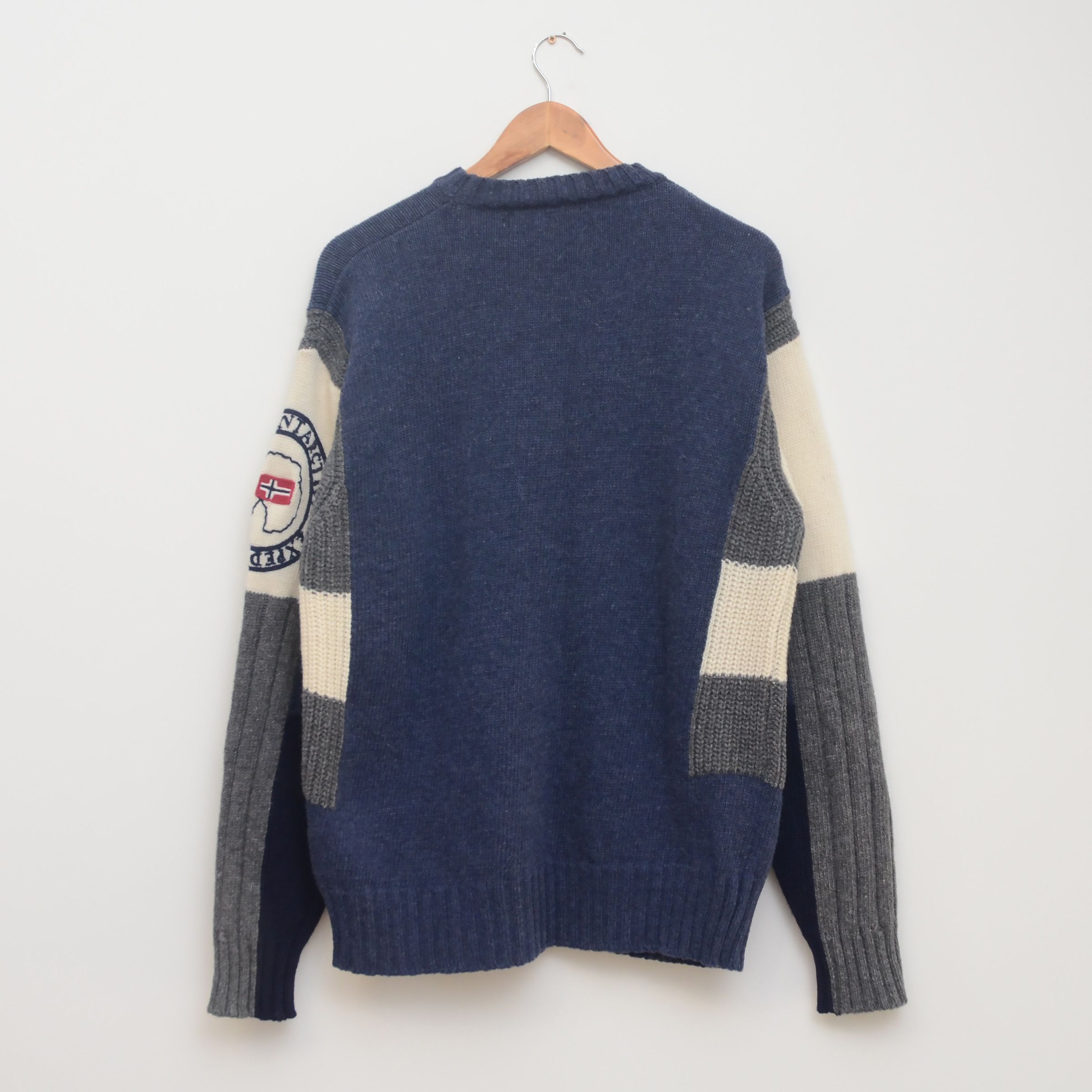 Napapijri Vntg Napapijri Sweater Wool Flags Trans Atlantic Expedition Size US L / EU 52-54 / 3 - 4 Thumbnail