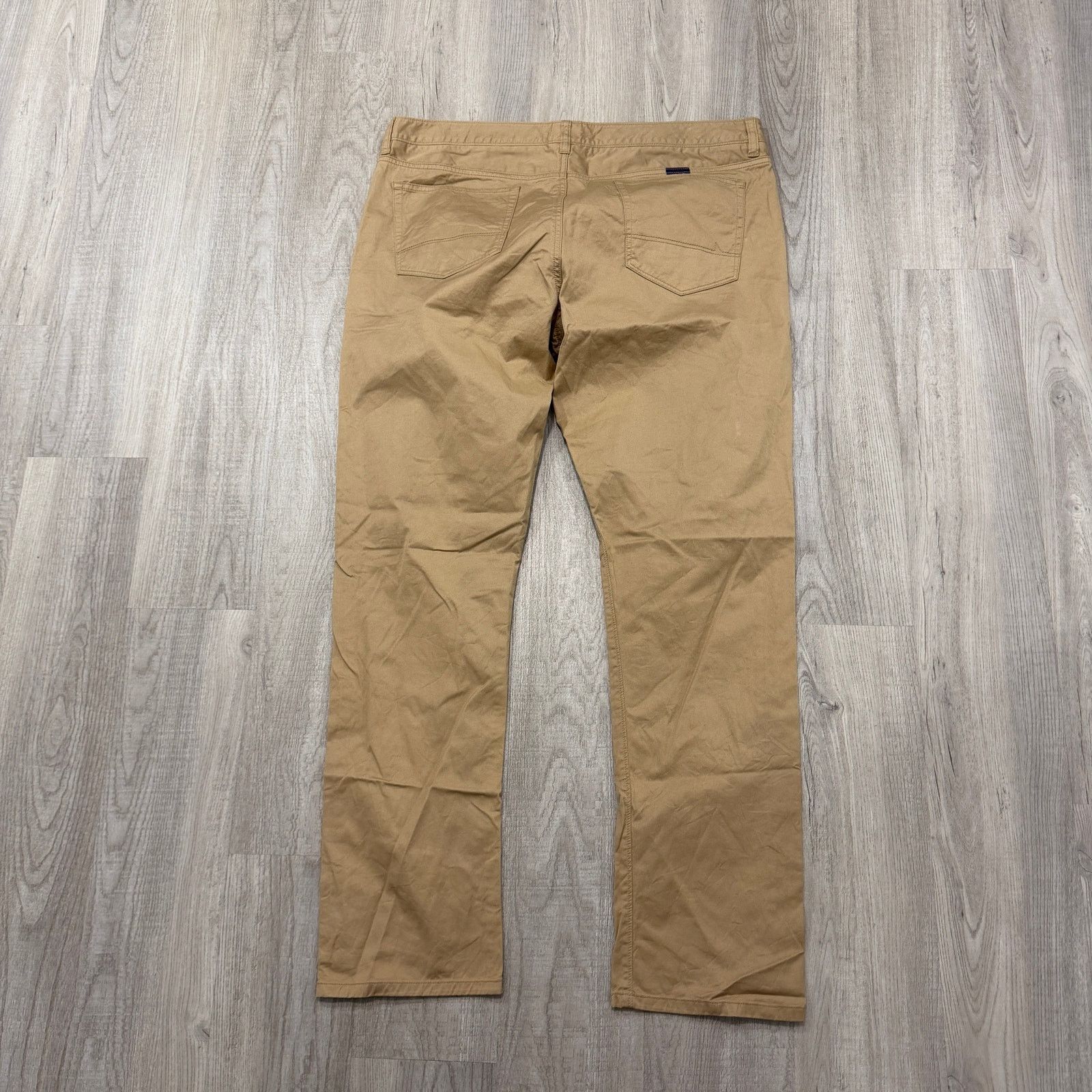 UNTUCKit Untuckit 5-Pocket Chino Pants 38x32 Tan Flat Front Preppy Size US 38 / EU 54 - 5 Thumbnail
