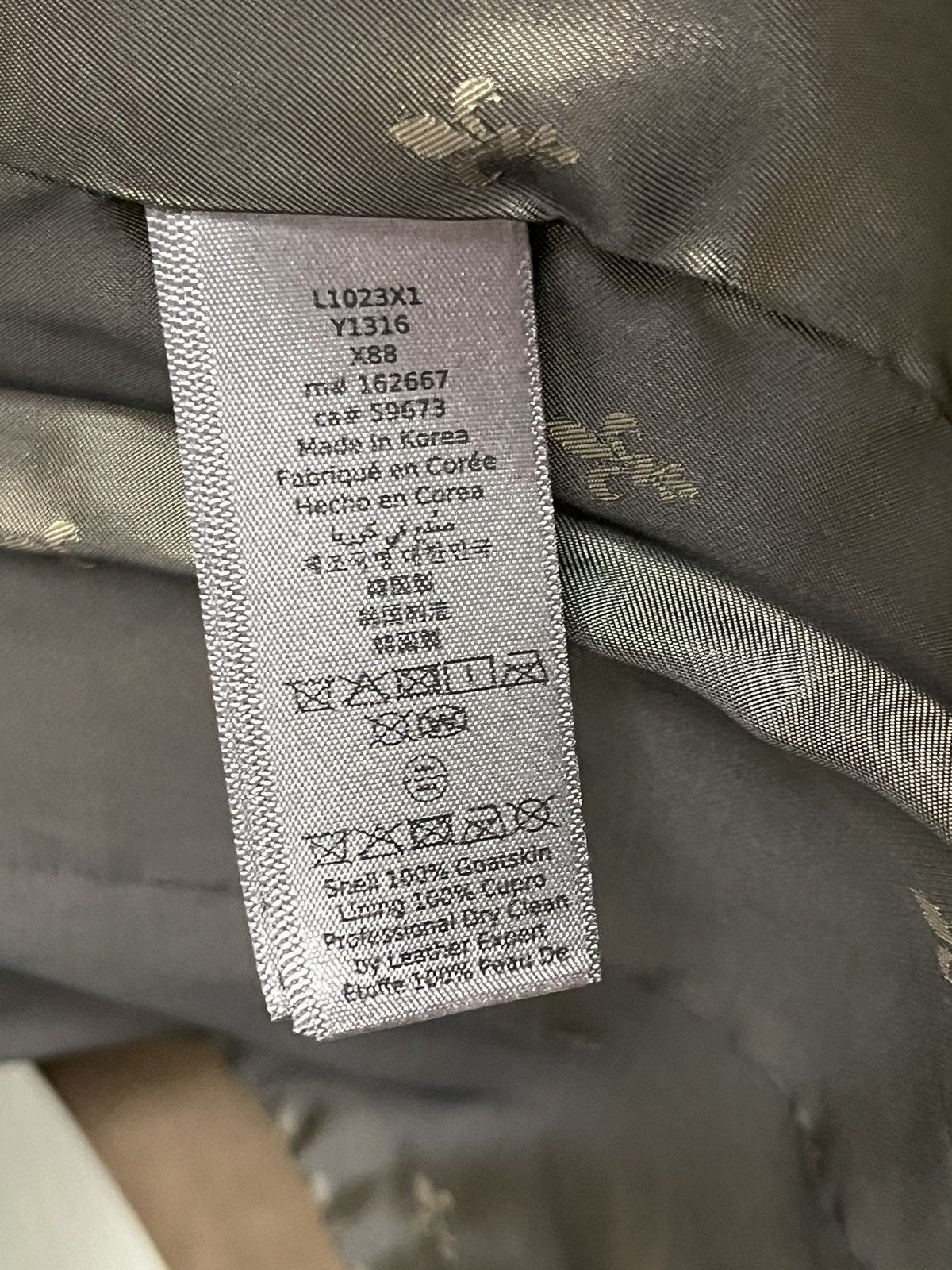 John Varvatos Cut-Away Double Breasted Coat. Size EU 46 USA 36. Size US S / EU 44-46 / 1 - 5 Thumbnail
