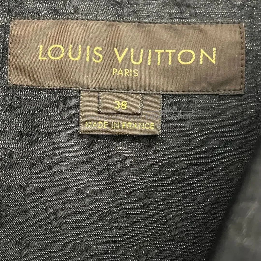 Louis Vuitton Louis Vuitton size 38 fur coat| Size US M / EU 48-50 / 2 - 8 Thumbnail