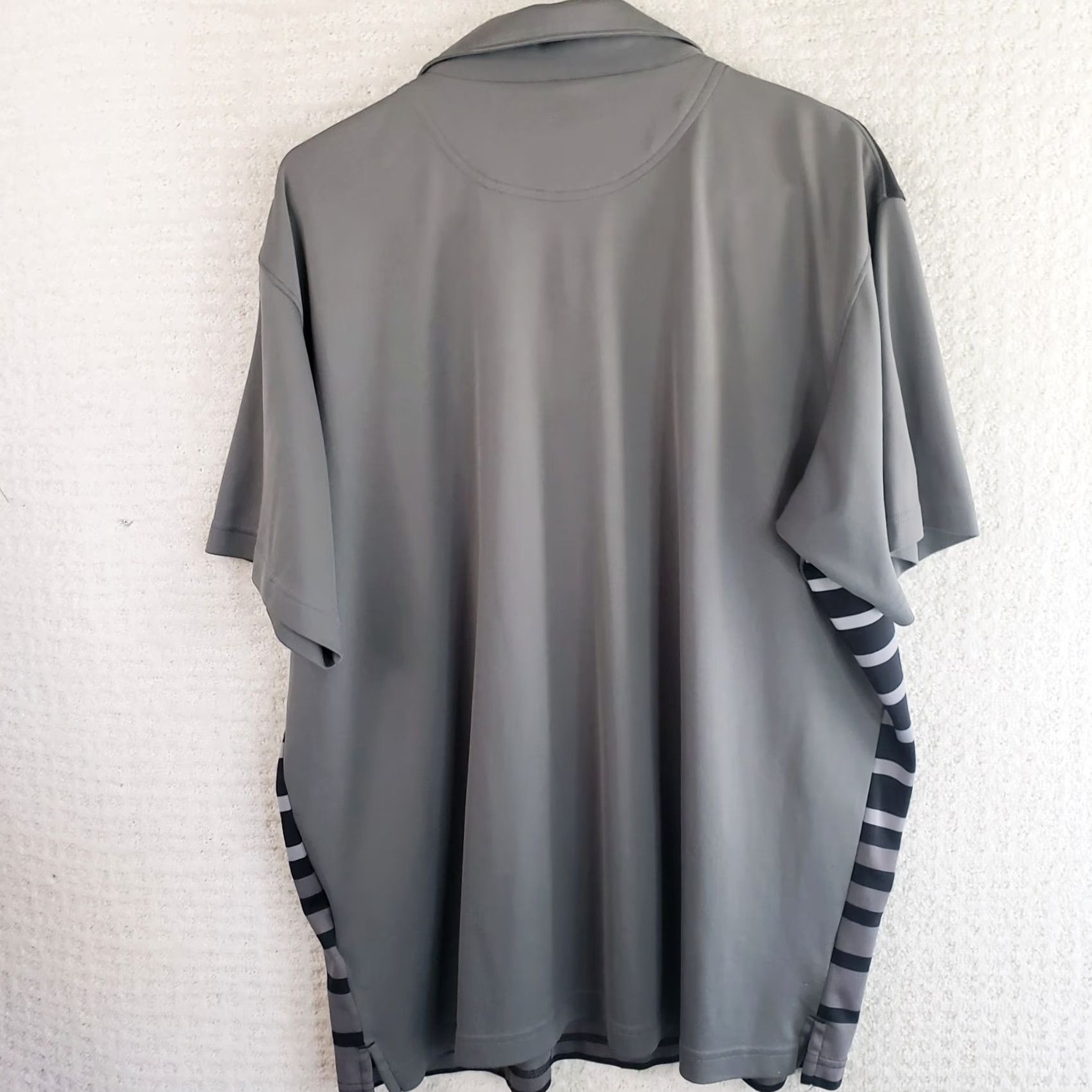 Vintage Columbia Golf Polo Shirt Mens XL Black Gray Striped Omni Wick Button Collar Stretch Casual Activewear Modern 90s Outdoor Sports Size US XL / EU 56 / 4 - 6 Thumbnail