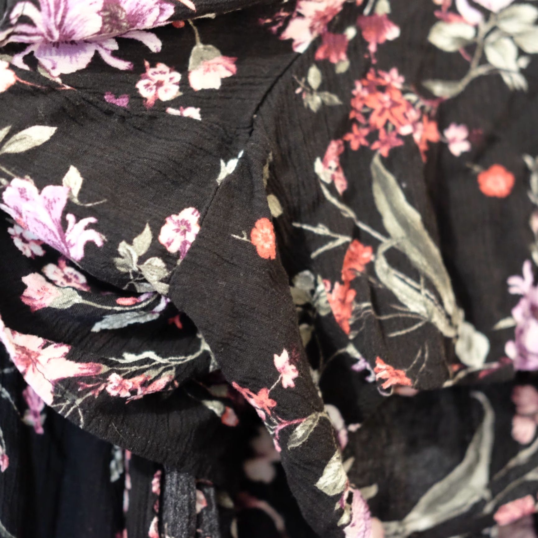 Torrid Torrid Skirt Shirt Hi-Low Floral Black Midi Skort Open Front 0 Womens Plus 0 Size Size 25" / US 0 / IT 36 - 4 Thumbnail