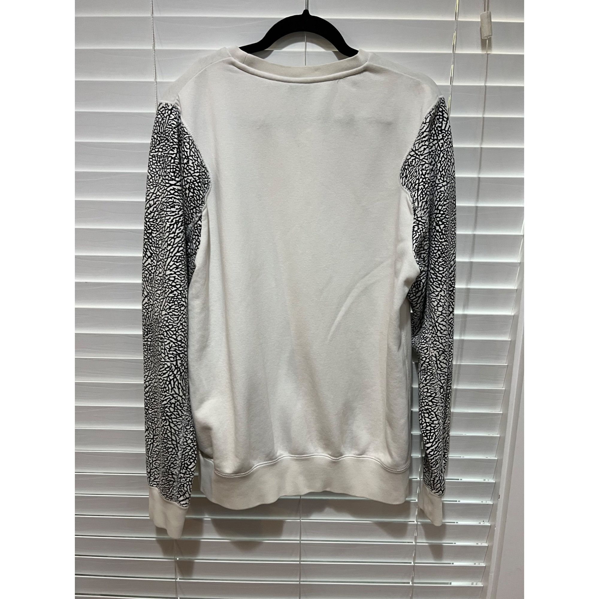 Jordan Brand × Nike Nike Air Jordan Men's Sweater - Size L Size US L / EU 52-54 / 3 - 4 Thumbnail