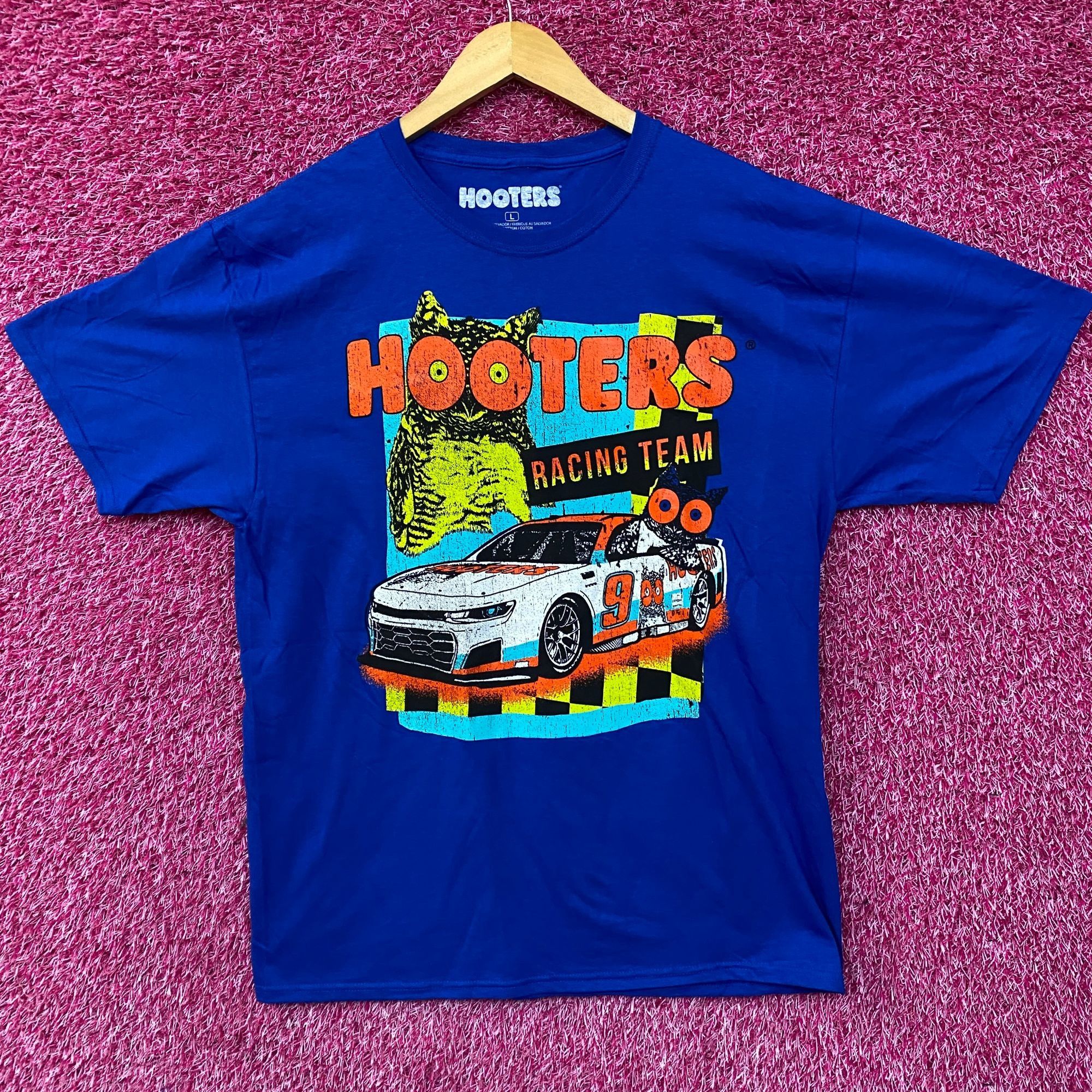 Other Hooters Racing Team Race Car Number 9 Graphic Design T-Shirt Size US L / EU 52-54 / 3 - 1 Thumbnail