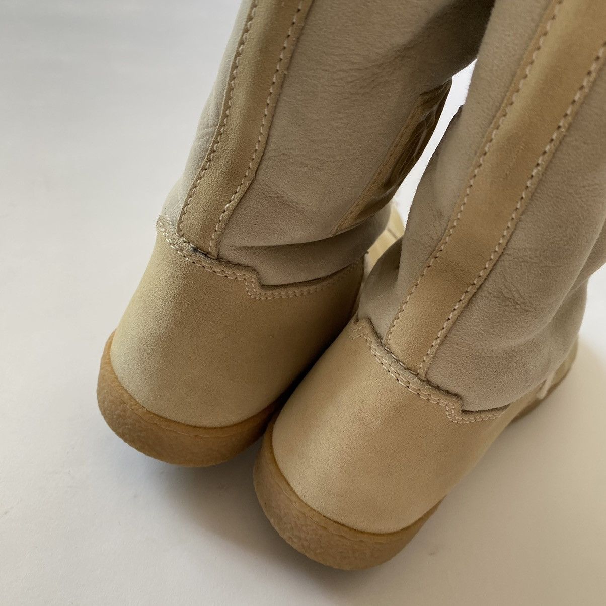 Chanel Chanel 2008 AW CC Logo Shearling Suede Calf Knee Hight Boots Size US 6 / IT 36 - 10 Thumbnail