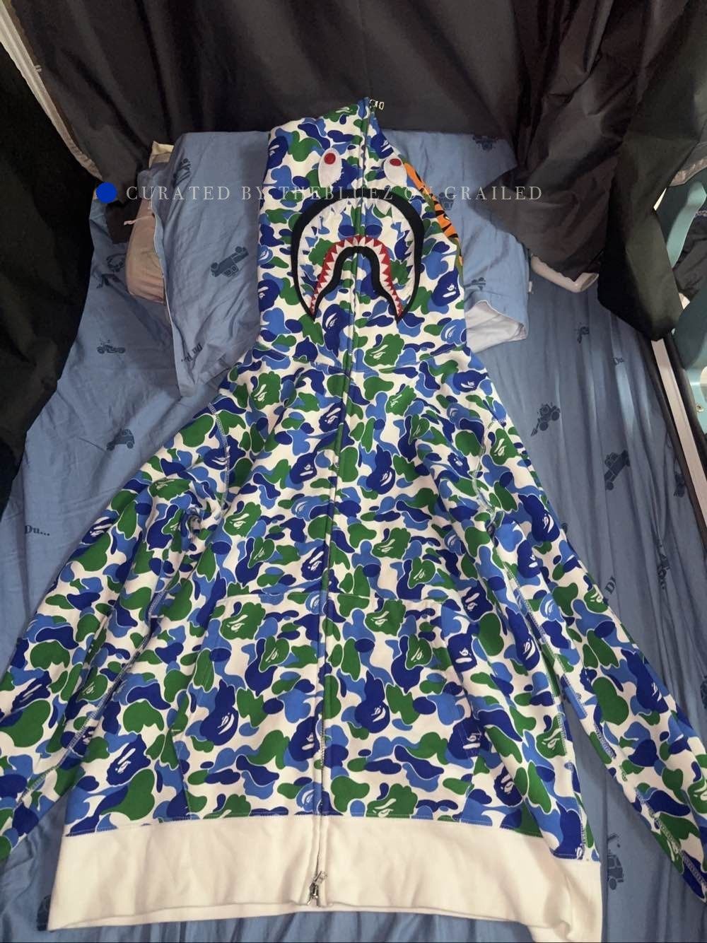 Bape Multi Camo Shark Mouth Zip-Up Hoodie Size US L / EU 52-54 / 3 - 1 Preview