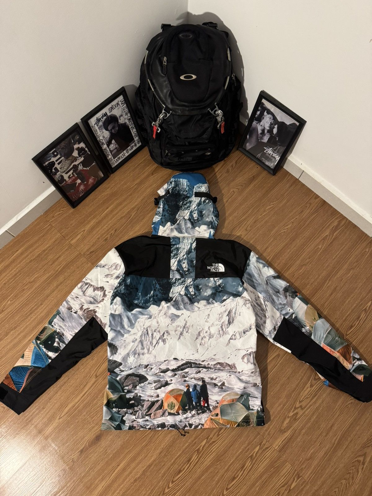 The North Face The North Face X Invincible The Expedition Series Mountain Size US XL / EU 56 / 4 - 7 Thumbnail