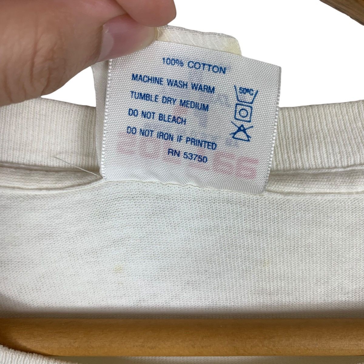 Body Glove × Vintage Vintage 90s BODY GLOVE Big logo back hit print surf tee Size US M / EU 48-50 / 2 - 12 Thumbnail