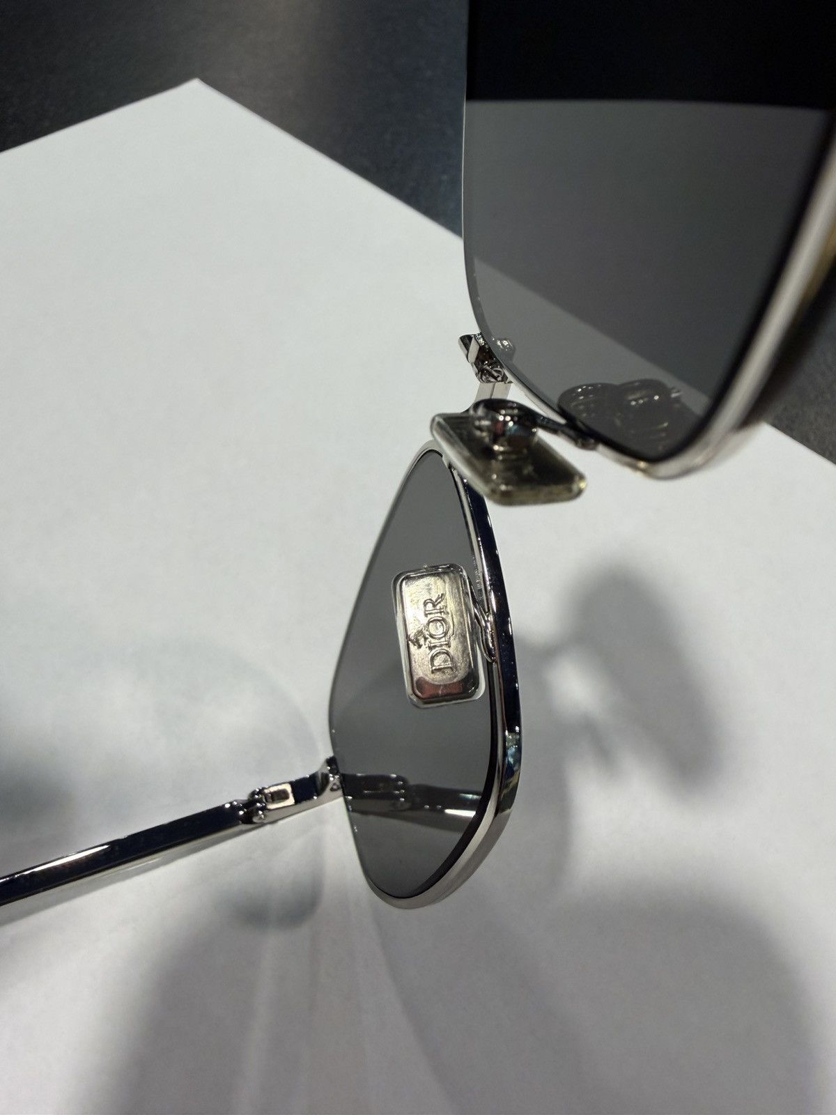 Dior Christian Dior 90 S1U Oval Sunglasses, 57mm 100% Authentic Size ONE SIZE - 6 Thumbnail