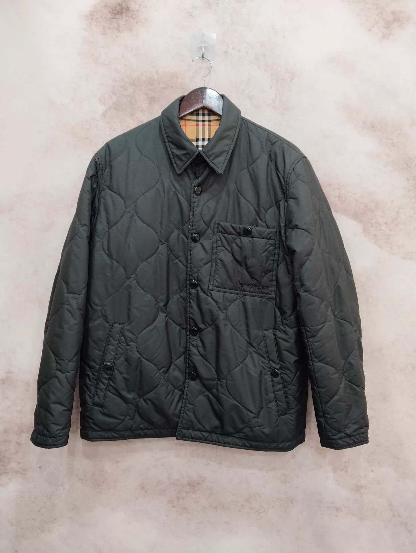 Burberry Burberry Check Reversible Quilted Jacket Size S Size US S / EU 44-46 / 1 - 1 Thumbnail