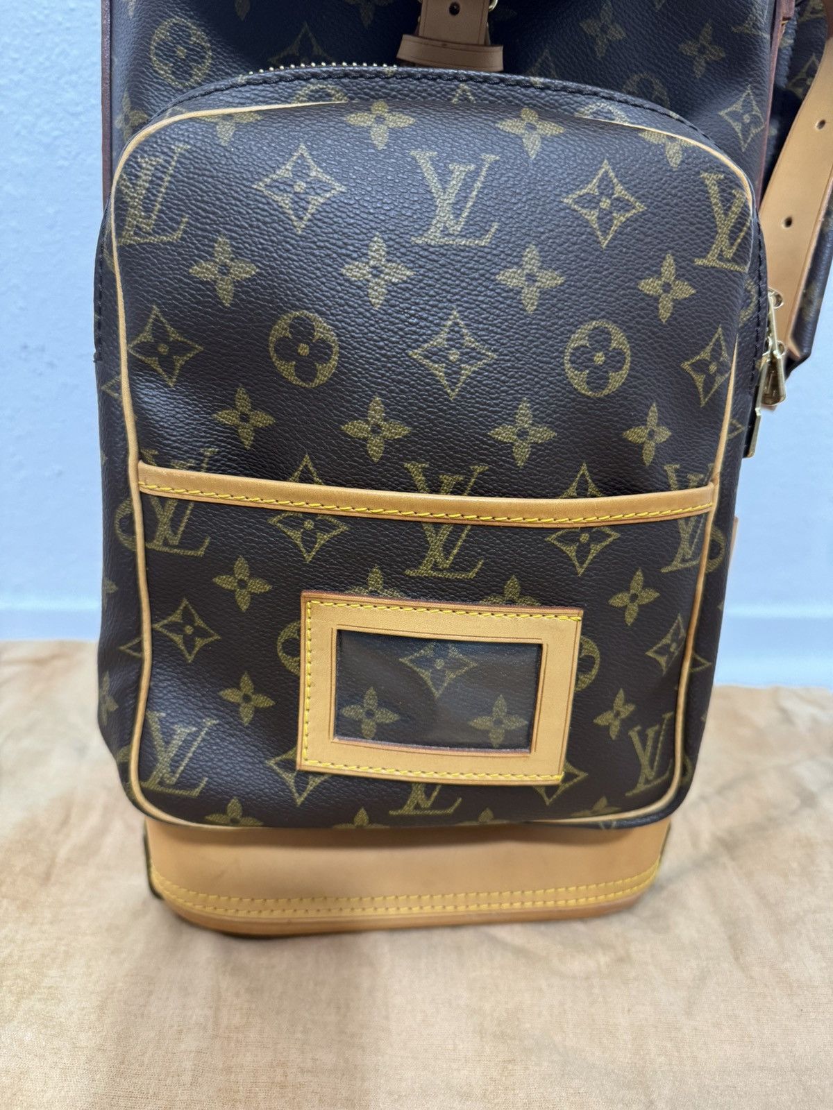 Louis Vuitton EUC Vintage LV Golf Bag SUPER RARE PIECE! Size ONE SIZE - 14 Thumbnail