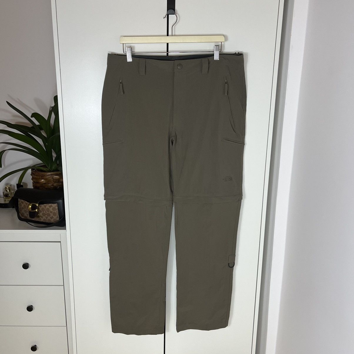 The North Face The North Face Cargo Multipocket Transformer Nylon Pants Size US 36 / EU 52 - 1 Thumbnail