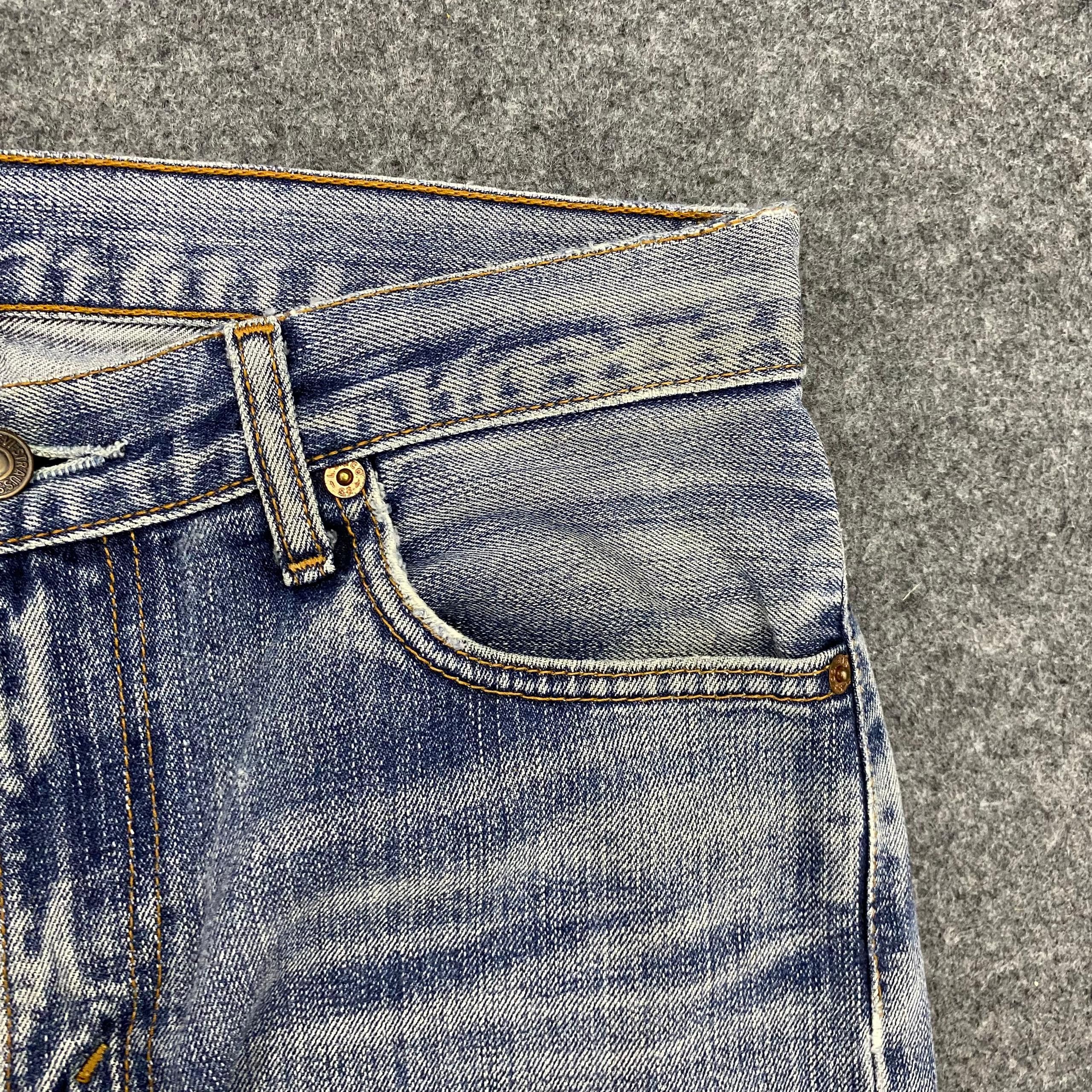 Levi's Vintage Levis 505 Distressed Denim Kurt Cobain Style Size US 31 - 12 Thumbnail