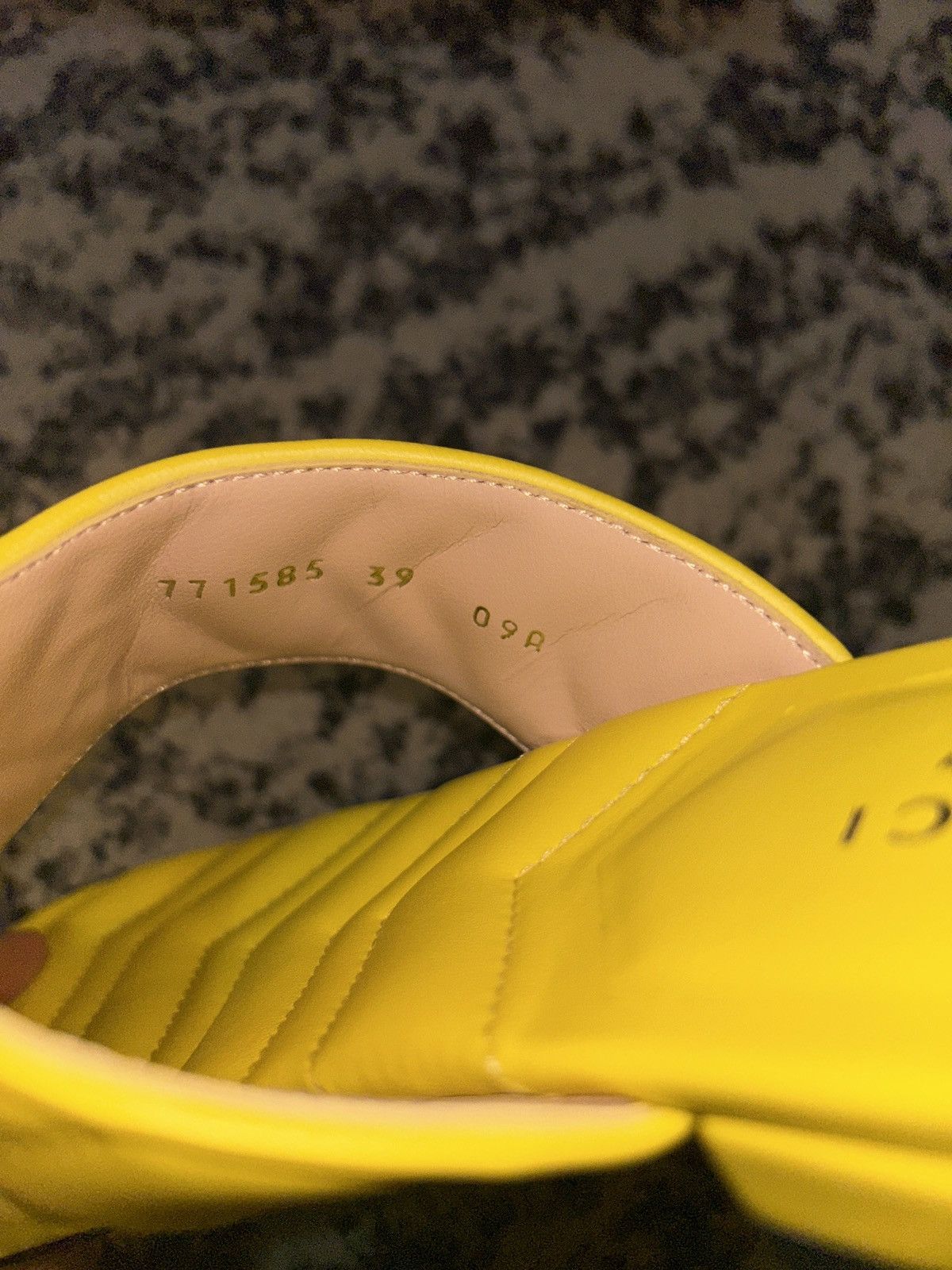Gucci Gucci Double G Thong Sandal Flip Flop Acid Lime Size US 9 / IT 39 - 3 Thumbnail