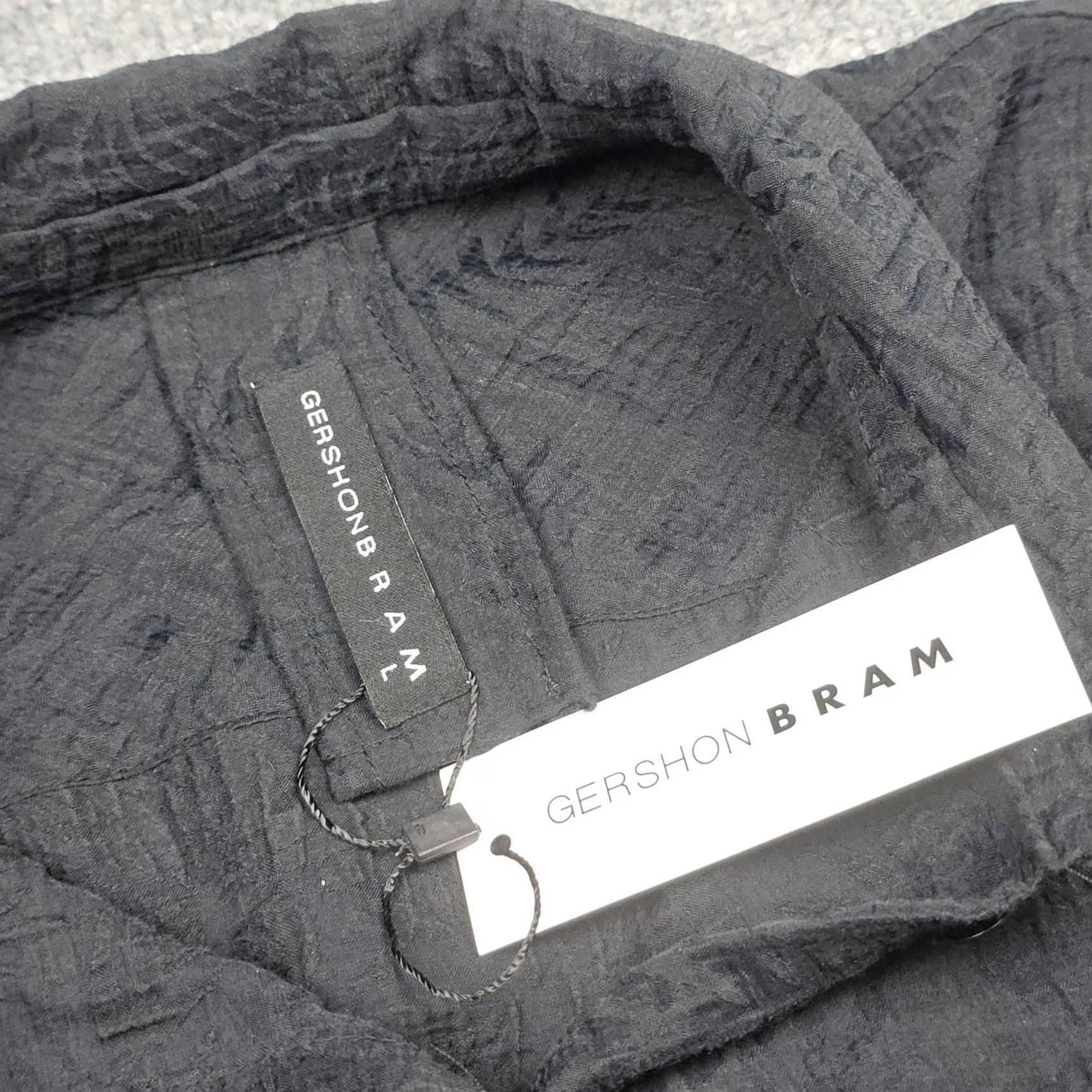 Vintage GERSHON BRAM Alice Shirt Women's Large Black Button Up Textured Knit Viscose NWT Size L / US 10 / IT 46 - 2 Thumbnail
