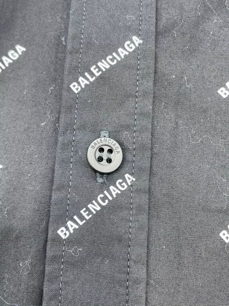Balenciaga Balenciaga size 37 Shirt with black letters printed all ov Size US XS / EU 42 / 0 - 3 Thumbnail