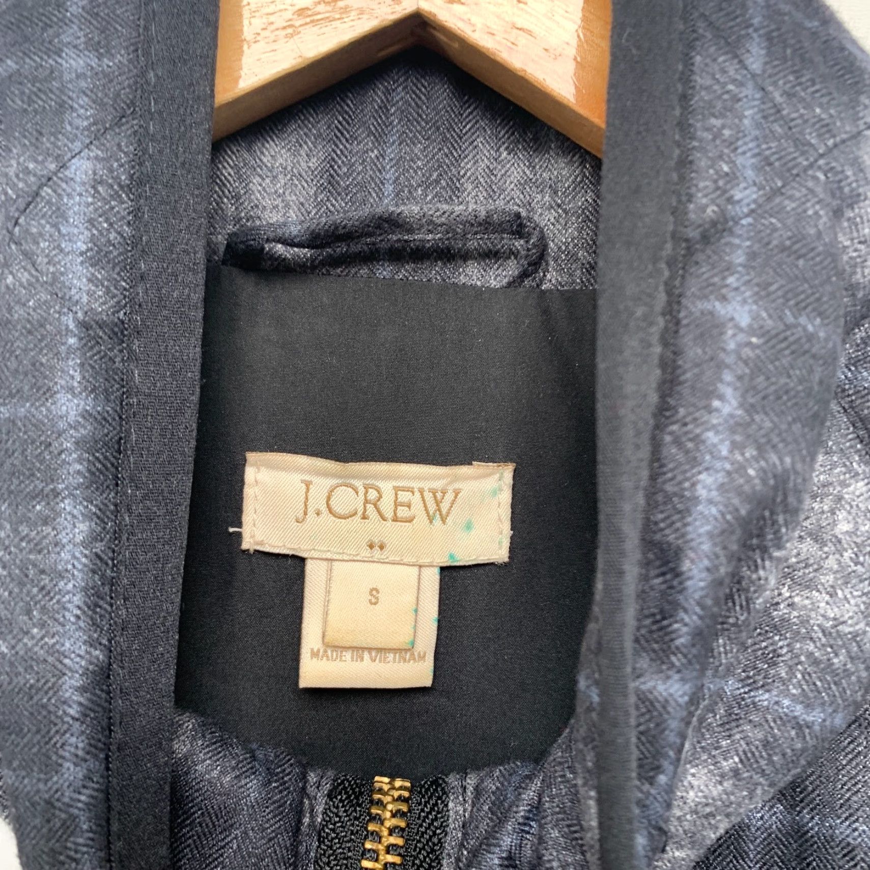 J.Crew JCrew Down Quilted Vest Women Small Gray Plaid Sleeveless Puffer 19x24.5 Size S / US 4 / IT 40 - 3 Thumbnail