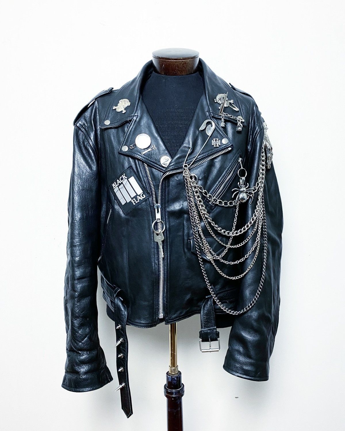 Art Comes First BLACK FLAG CUSTOM BLACK LEATHER BIKE PUNK GOTH 666 JACKET Size US XXL / EU 58 / 5 - 14 Thumbnail