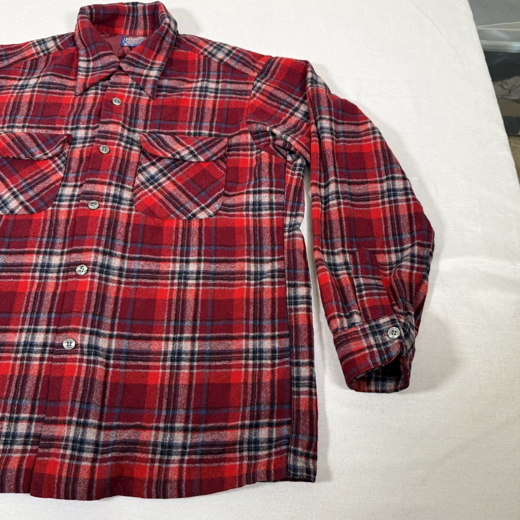 Pendleton VINTAGE Pendleton Shirt Mens L Red Plaid Wool Flannel Button-Up Long Sleeve Collared 70s Board Size US L / EU 52-54 / 3 - 4 Thumbnail