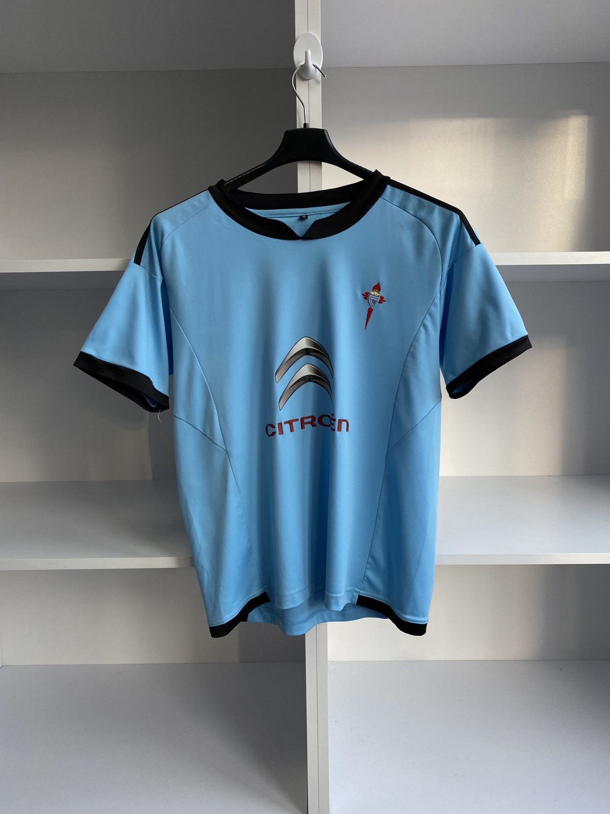 Vintage Vintage Celta De Vigo football jersey tee Size US L / EU 52-54 / 3 - 1 Thumbnail