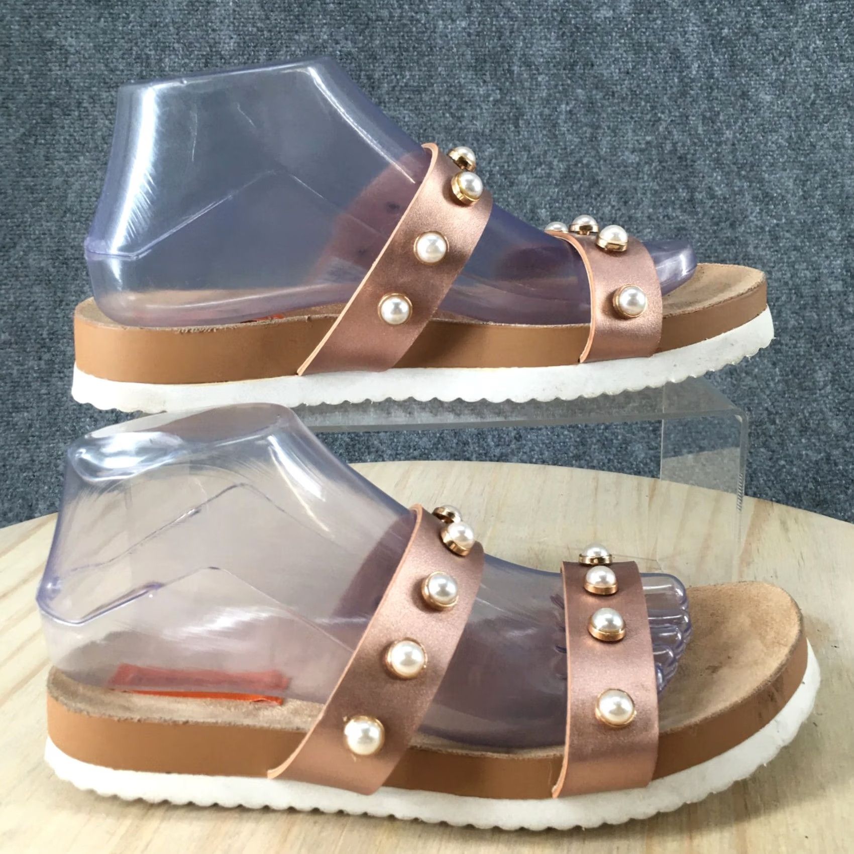 Vintage Rocket Dog Sandals Lolly Austin Slide Womens 8.5 Pearls Straps Gold Faux Leather Beaded Flat Casual Size US 9 / IT 39 - 2 Thumbnail