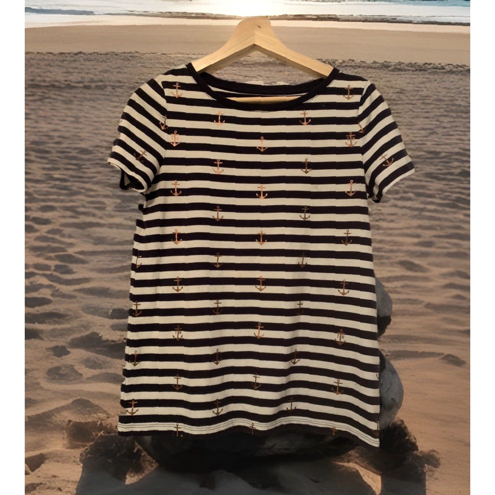 Tommy Hilfiger Tommy Hilfiger Shirt Women's Striped Crew Neck Short Sleeve Navy White Relaxed Fit Size S Multicolor Logo All Seasons Size S / US 4 / IT 40 - 2 Thumbnail