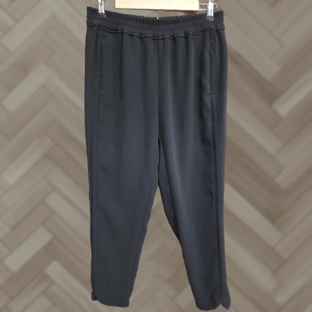J.Crew J.CREW Pants B8523 Black High Rise Elastic Waist Shirt Tail Hem Rese Size 8 Womens Regular Track Pants Size M / US 6-8 / IT 42-44 - 1 Thumbnail