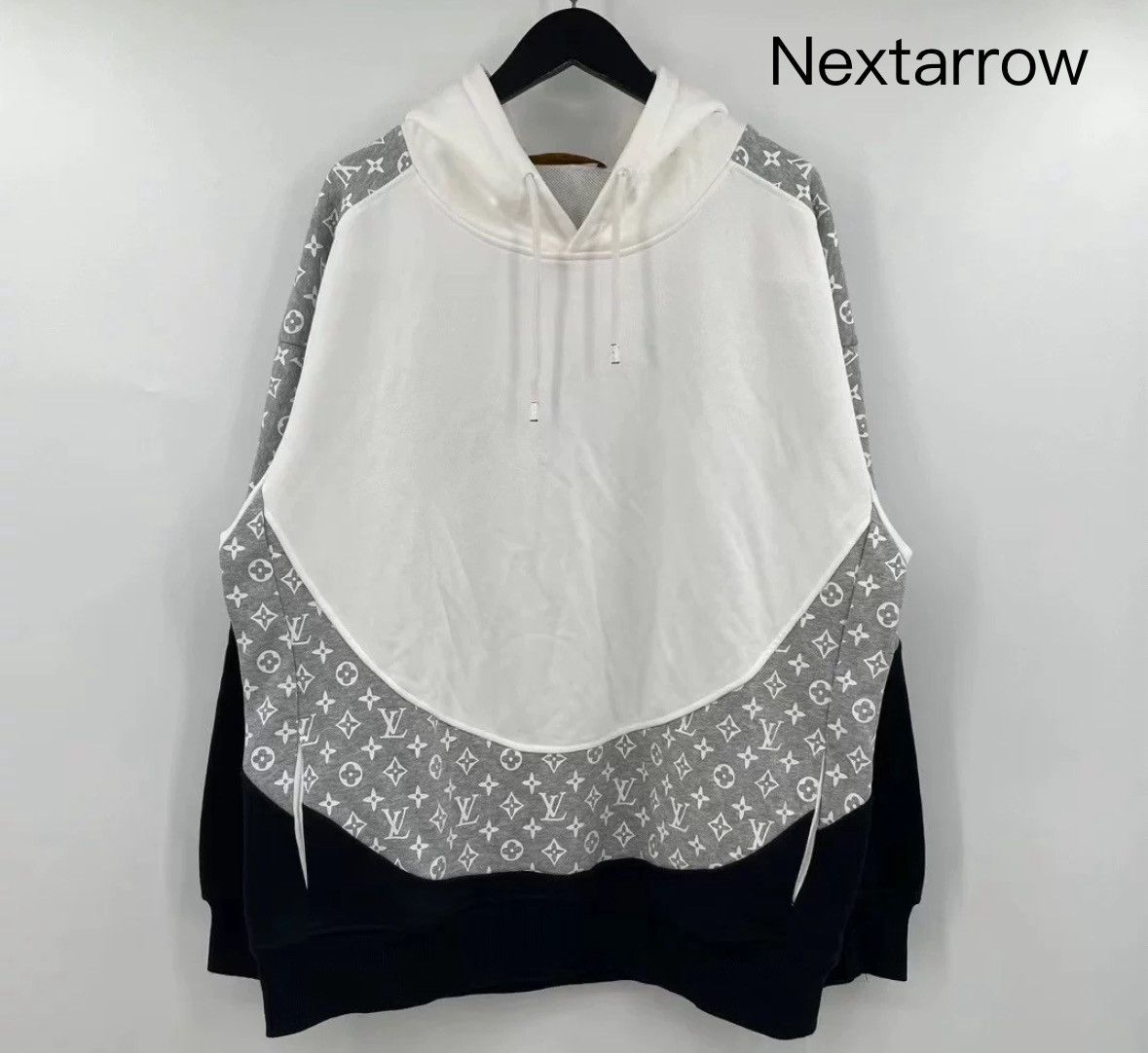 Louis Vuitton Louis Vuitton LV white circular floral printing hoodie Size US S / EU 44-46 / 1 - 1 Thumbnail