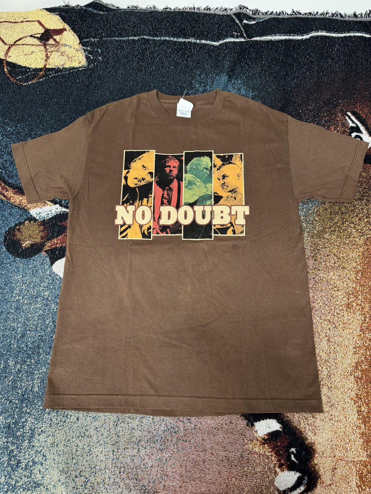 Band Tees × Vintage VINTAGE NO DOUBT 2004 TOUR TEE BROWN Size US L / EU 52-54 / 3 - 1 Thumbnail