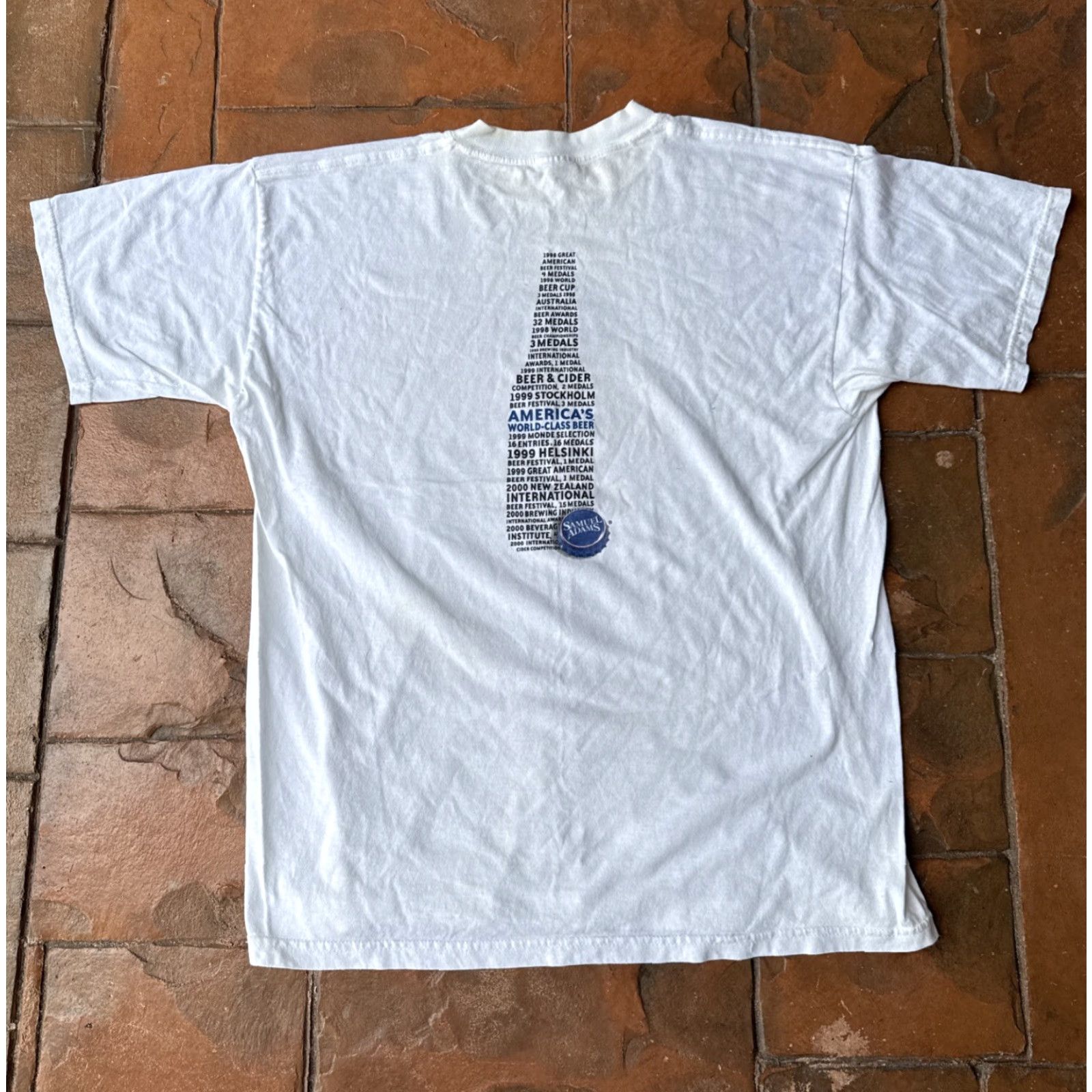 Gildan VINTAGE Samuel Adams Beer Promo T-Shirt XL Men White Cotton Short Sleeve Crew Neck Logo 1990s 2000s Hanes Heavyweight Size US XL / EU 56 / 4 - 3 Thumbnail