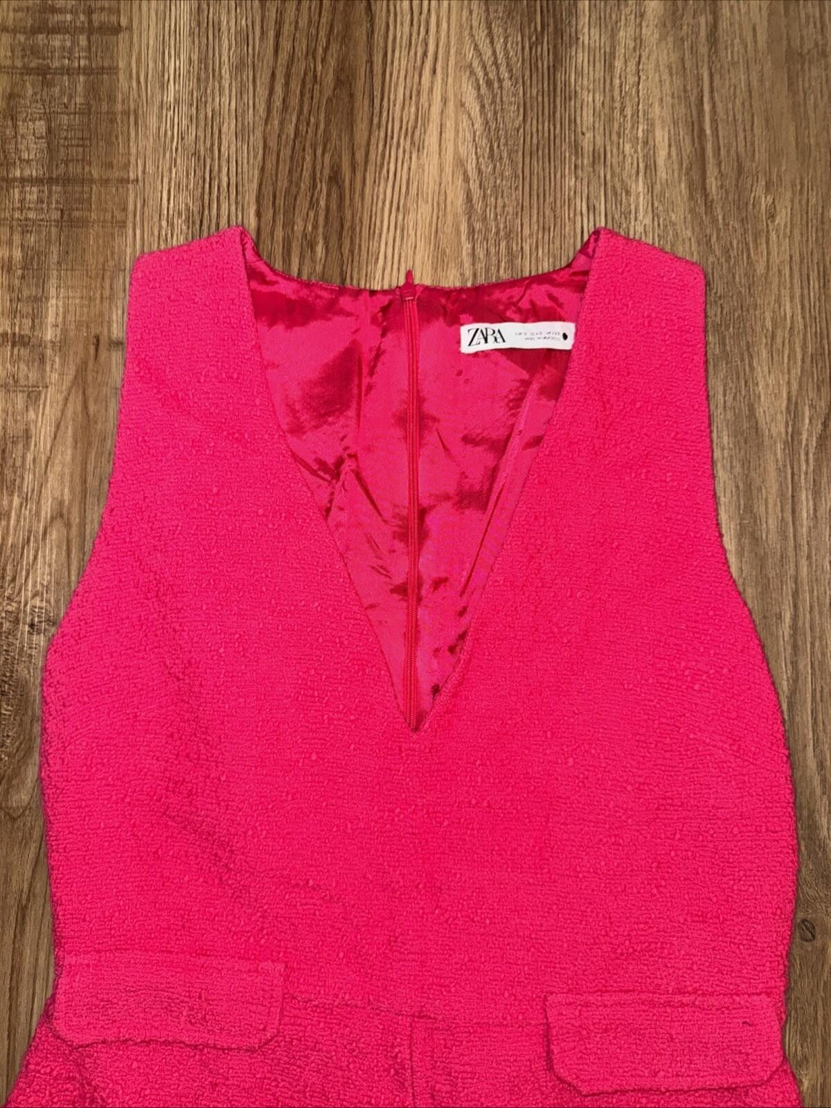 Zara Zara Hot Pink Tweed Textured Weave Romper EUC Size Small Size 28" / US 6 / IT 42 - 5 Thumbnail