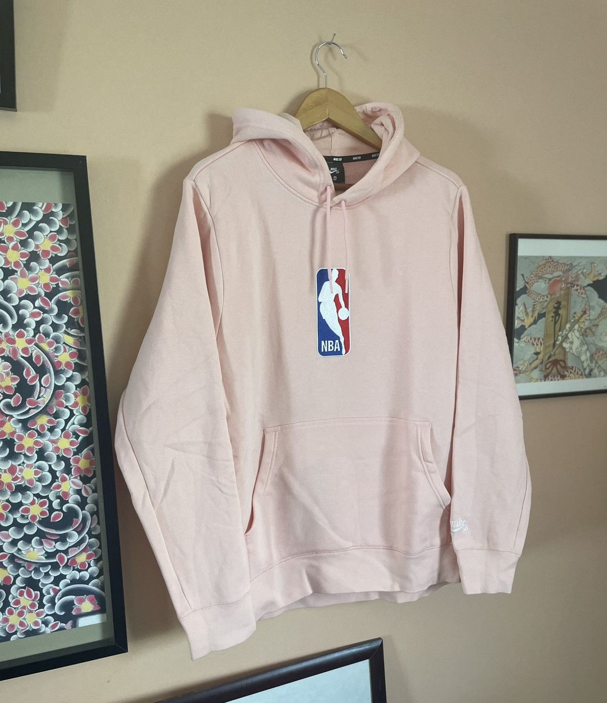 Nike SB NBA X Nike SB Pink logo hoodie Size US XL / EU 56 / 4 - 1 Thumbnail