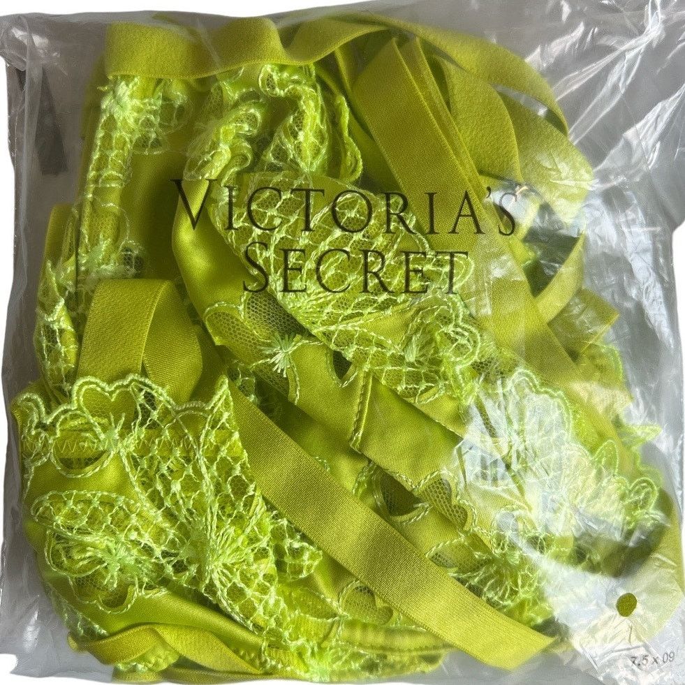 Victoria's Secret Victoria's Secret VerySex Tease Crotchless Teddy, XL Size XL / US 12-14 / IT 48-50 - 4 Thumbnail