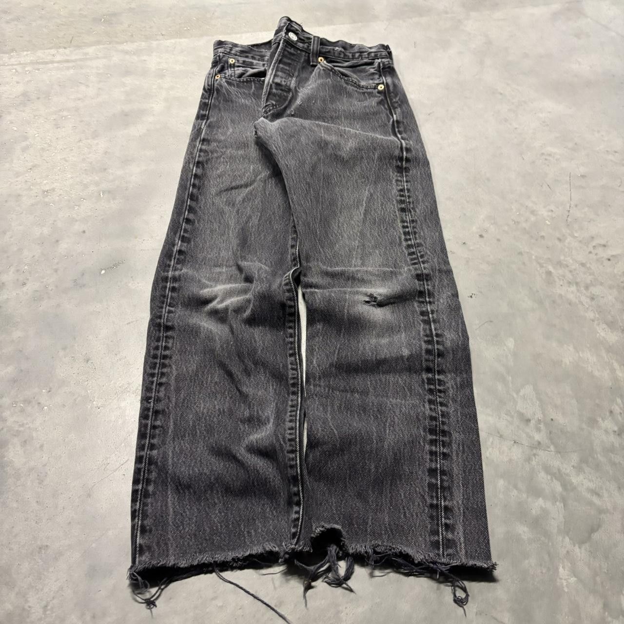 Levi's × Vintage Crazy Vintage Y2K/2000s Black Faded Distressed Levi’s 501 Denim Jeans! Size US 28 / EU 44 - 3 Thumbnail