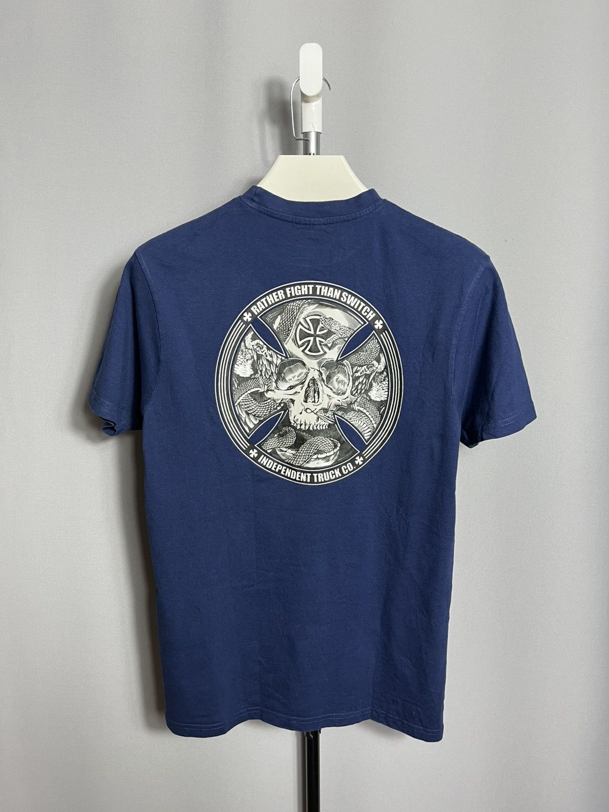 Independent Truck Co. INDEPENDENT FTS SKULL T-SHIRT Blue Cotton Mens Size US M / EU 48-50 / 2 - 1 Thumbnail