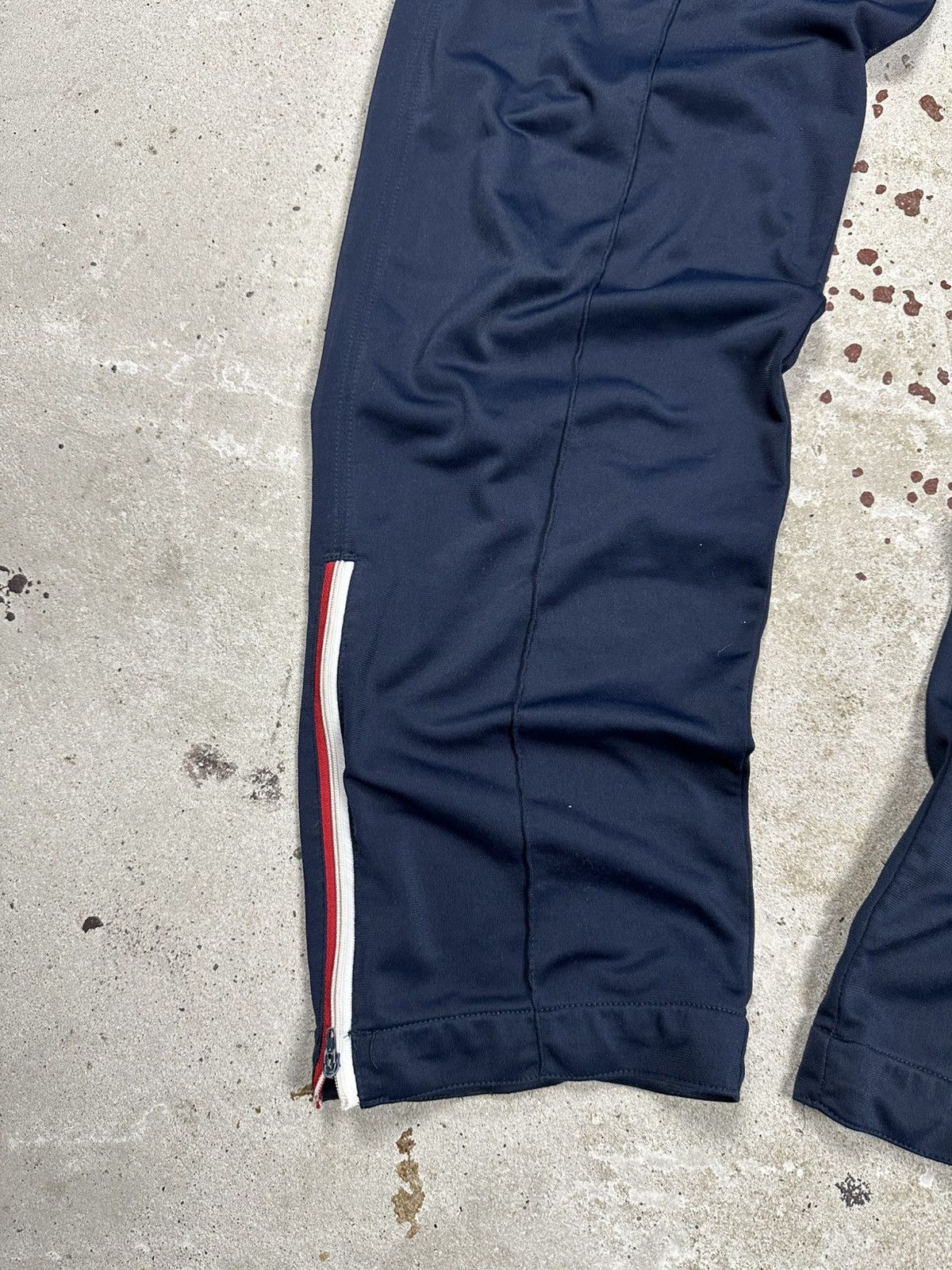 Nike Vintage Y2K Nike Baggy Navy Track Pants Swoosh rare usa Size US 32 / EU 48 - 4 Thumbnail