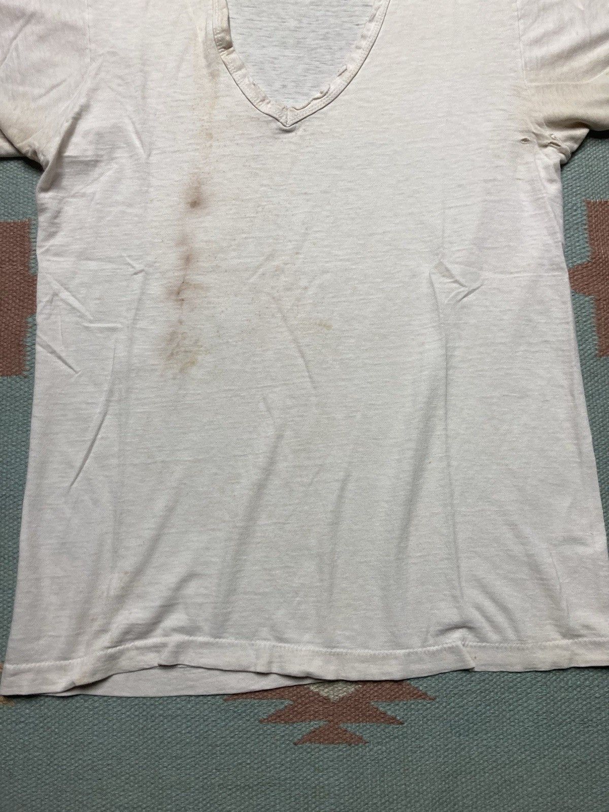 Fruit Of The Loom × Vintage 70s blank white t shirt v neck fruit of loom grunge medium Size US M / EU 48-50 / 2 - 2 Thumbnail
