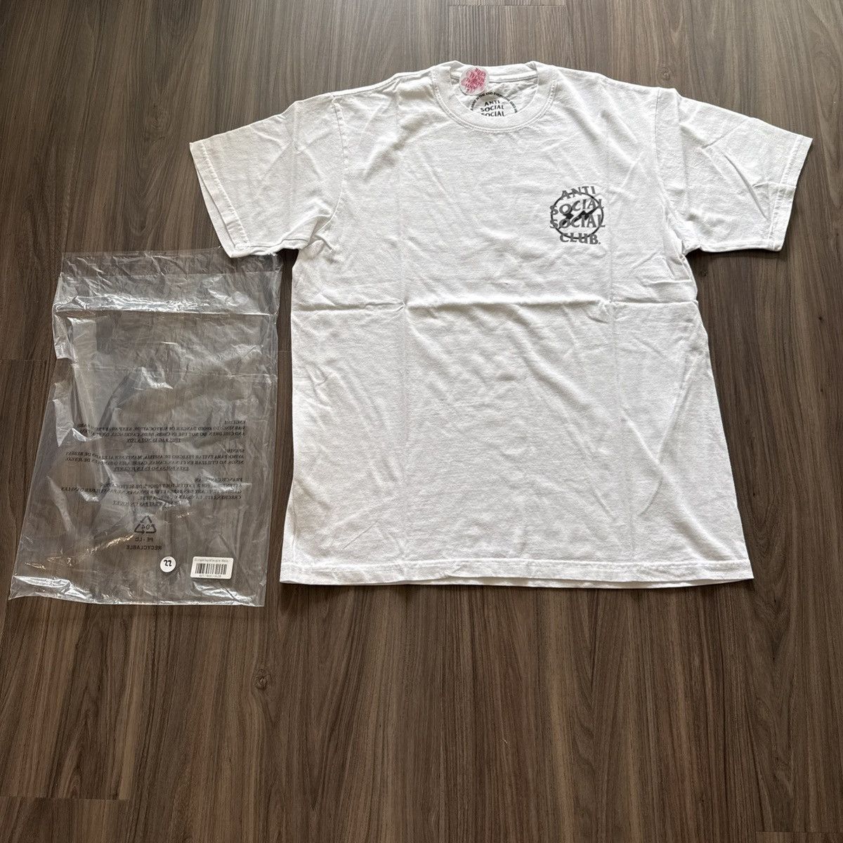 Anti Social Social Club × Fragment Design Anti Social Social Club x Fragment Tee White Black Size L Size US L / EU 52-54 / 3 - 1 Thumbnail