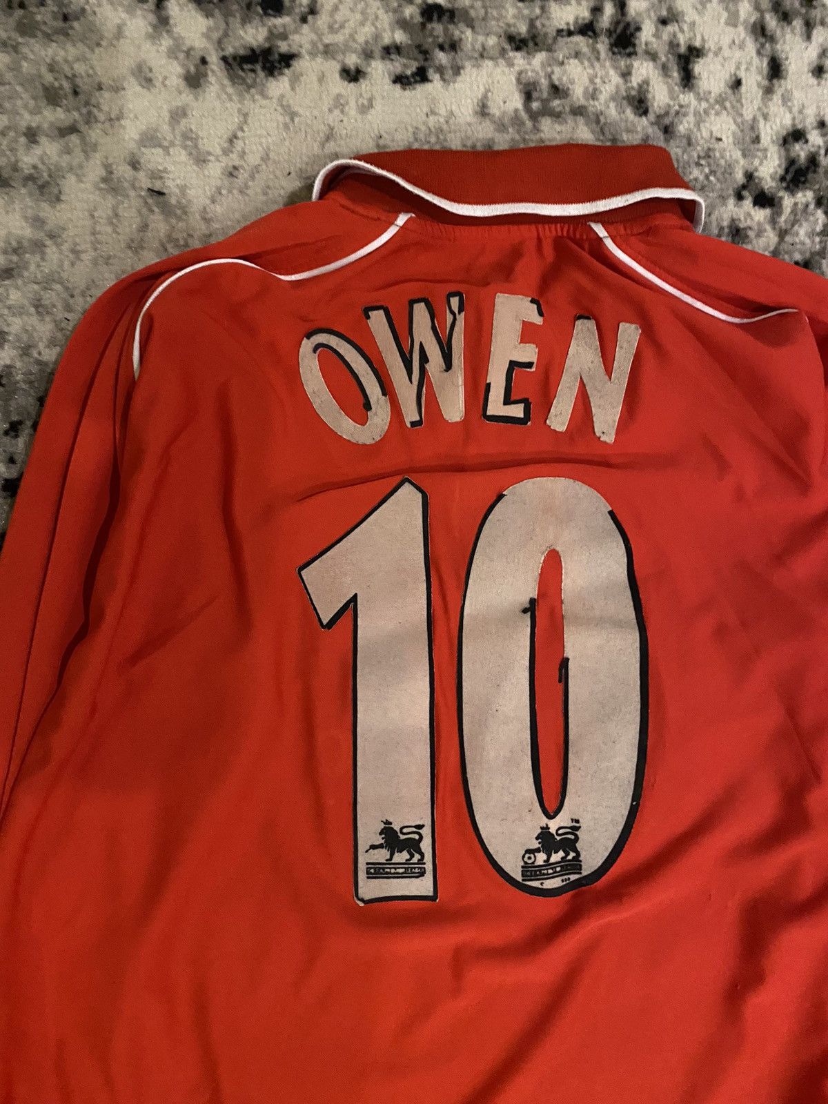 Vintage Vintage Long sleeve Jersey Liverpool Owen #10 Retro Rare Size US M / EU 48-50 / 2 - 6 Thumbnail