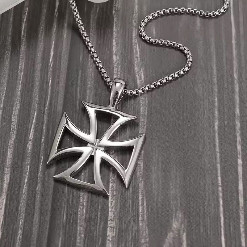 Jewelry Gothic Punk Cross Pendant Chain Necklace Size ONE SIZE - 2 Thumbnail