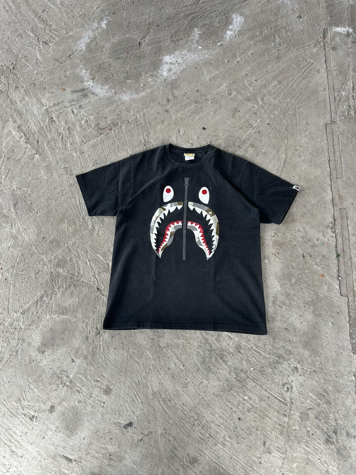 Bape BAPE Graphic Shark Face Half Zip Tee Black L Y2K Size US L / EU 52-54 / 3 - 1 Thumbnail