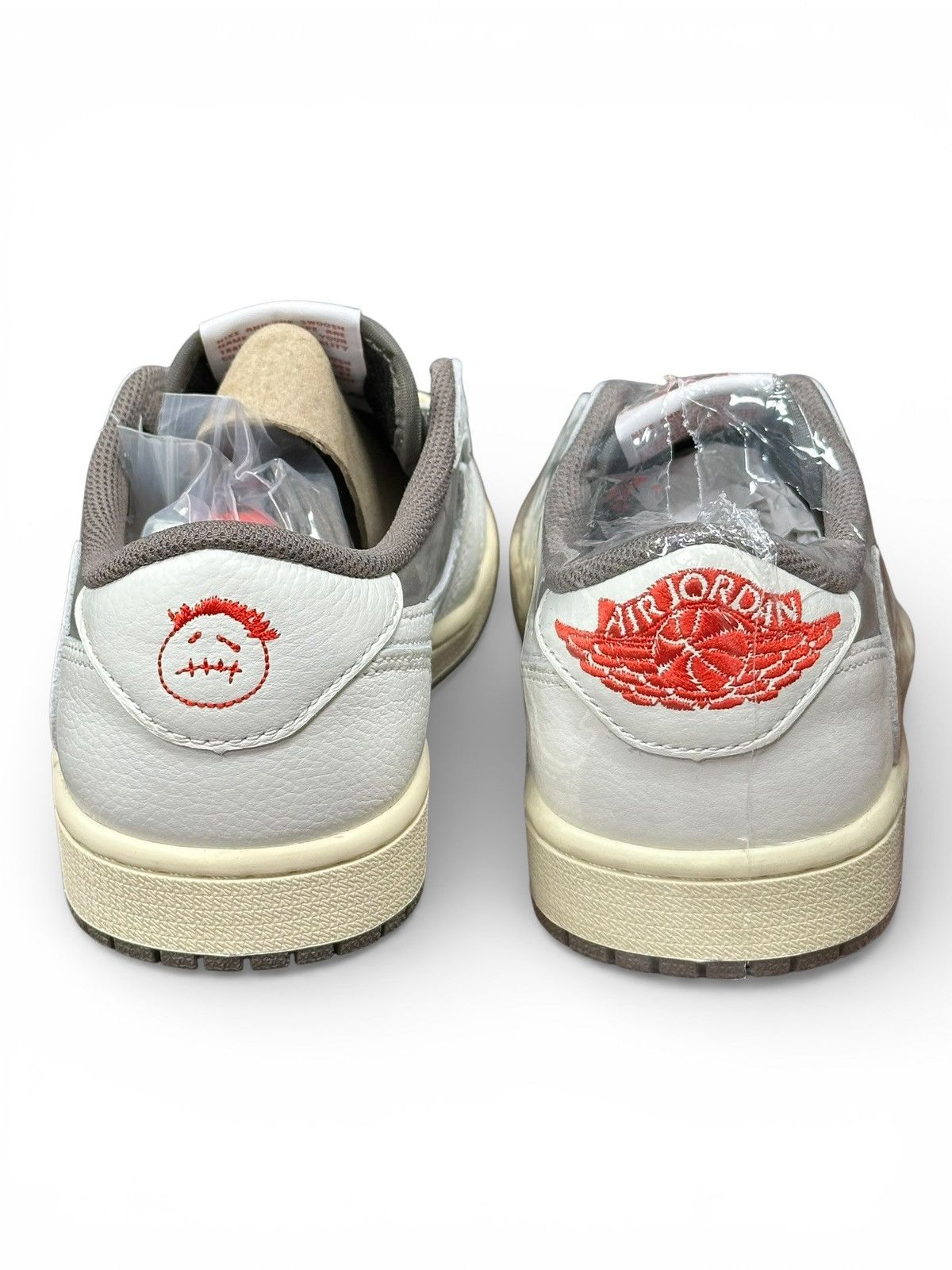Travis Scott Air Jordan 1 OG Low Travis Scott Reverse Mocha Men's Size 7 Size US 7 / EU 40 - 4 Thumbnail