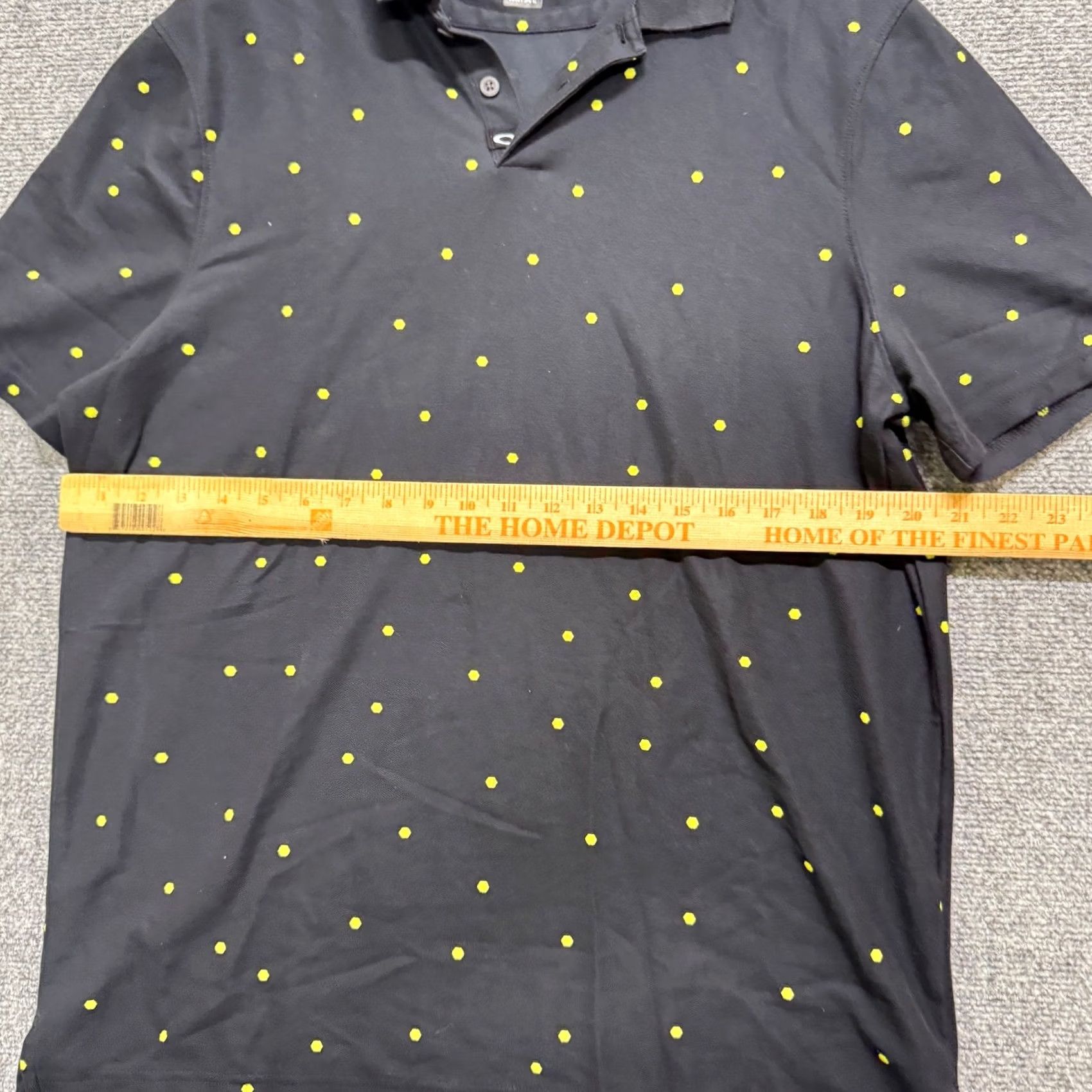 Oakley Oakley Polo Shirt Men XL Regular Hydrolix Spotted Golf Activewear Black Polo Shirt Mens XL Regular Hydrolix Spotted Golf Activewear Size US XL / EU 56 / 4 - 5 Thumbnail