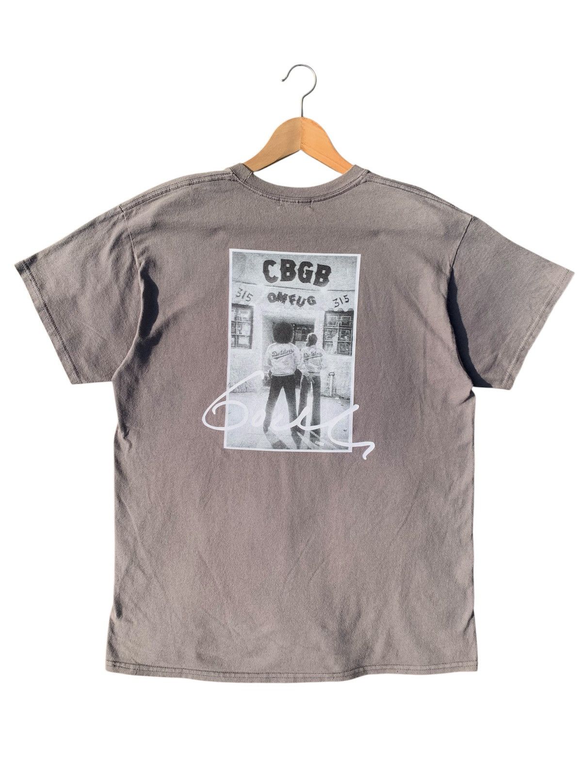 Band Tees Documents For Artist (CBGB OMFUG) Size US M / EU 48-50 / 2 - 3 Thumbnail