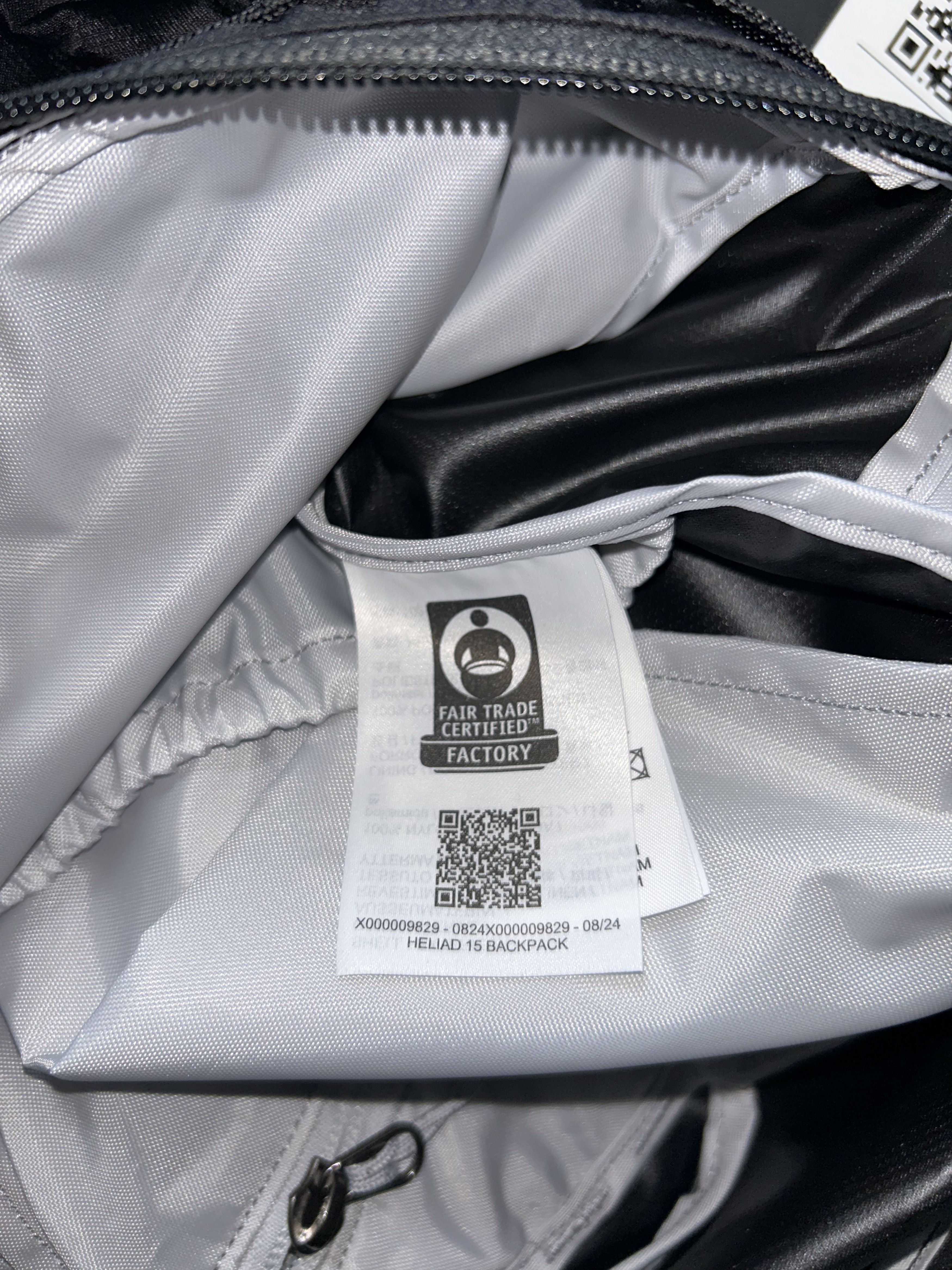 Arc'teryx Heliad 15 black Brand new Arc’teryx Size ONE SIZE - 4 Thumbnail